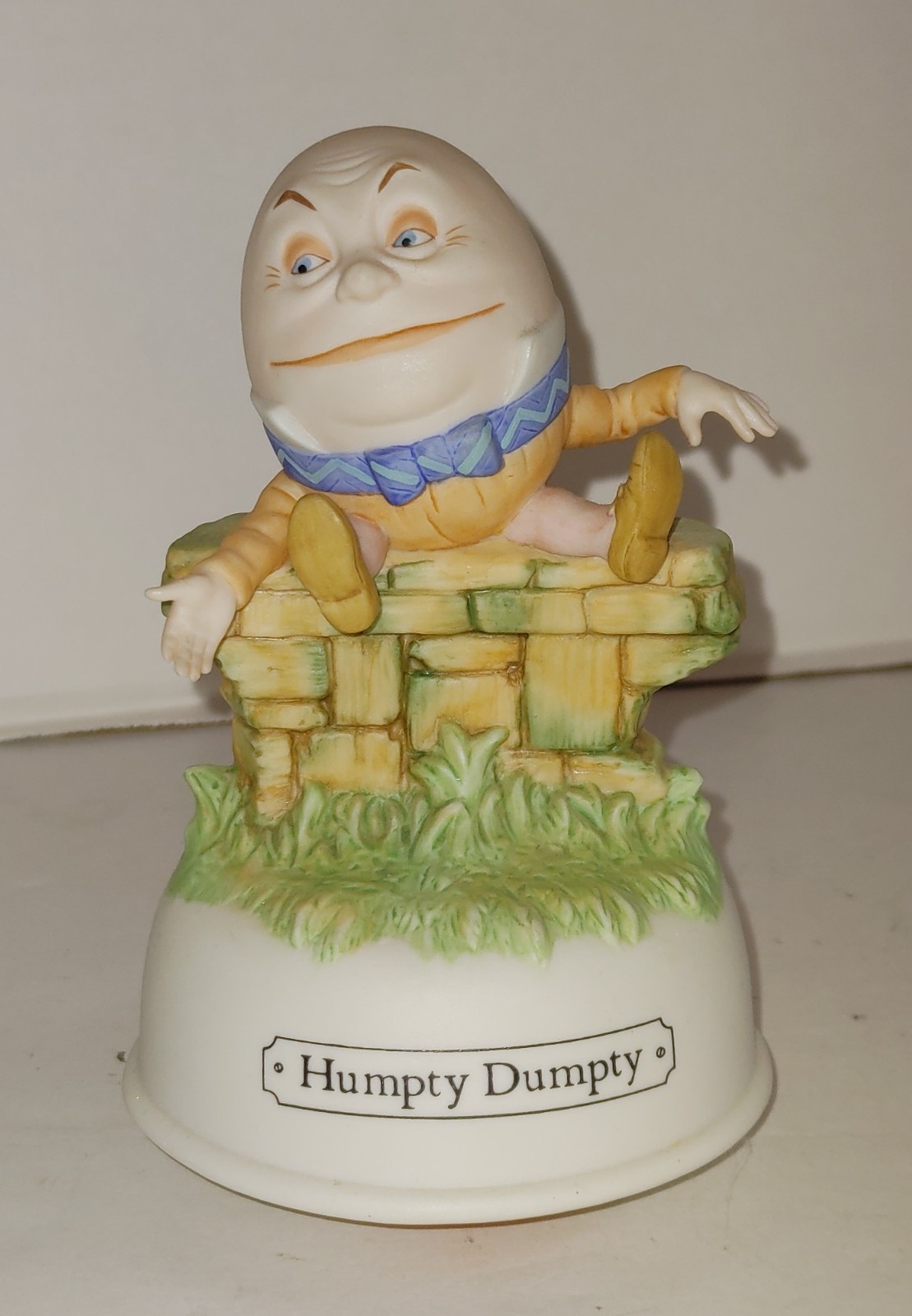 Vintage 80\'s Humpty Dumpty Music Box Ceramic Rotating Japan Working Nursery