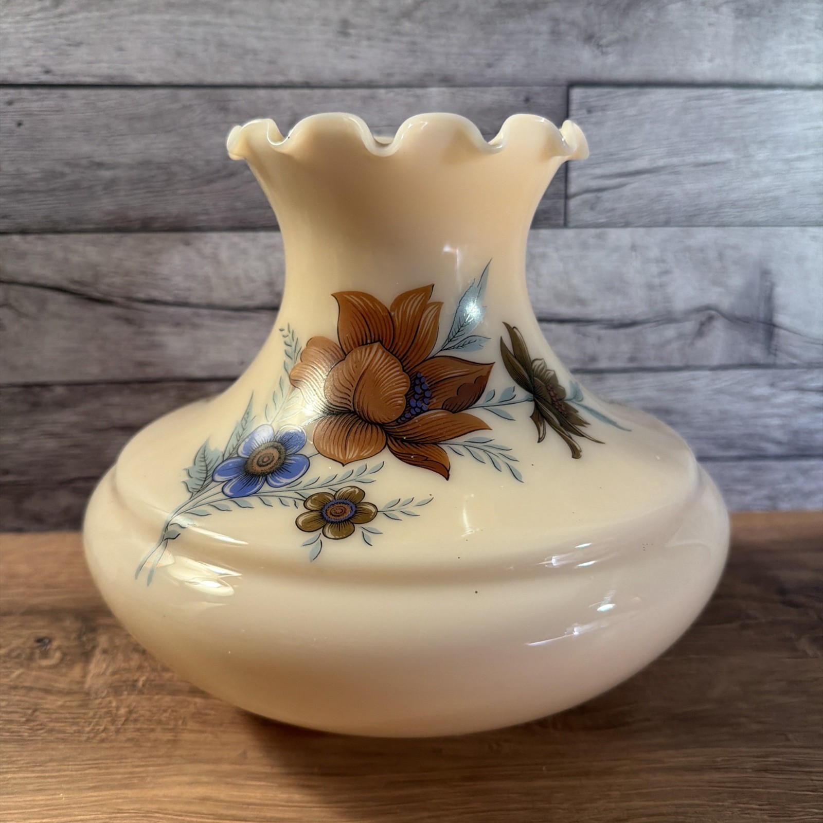 Vintage GWTW Custard Milk Glass Hand Painted Floral Student Lamp Shade 3\