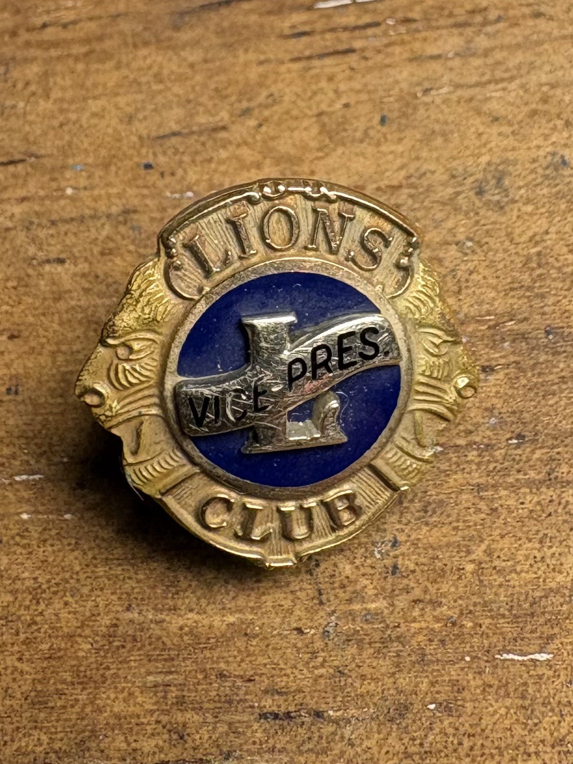 Vintage 10K Yellow Gold LIONS CLUB Vice President Pin 