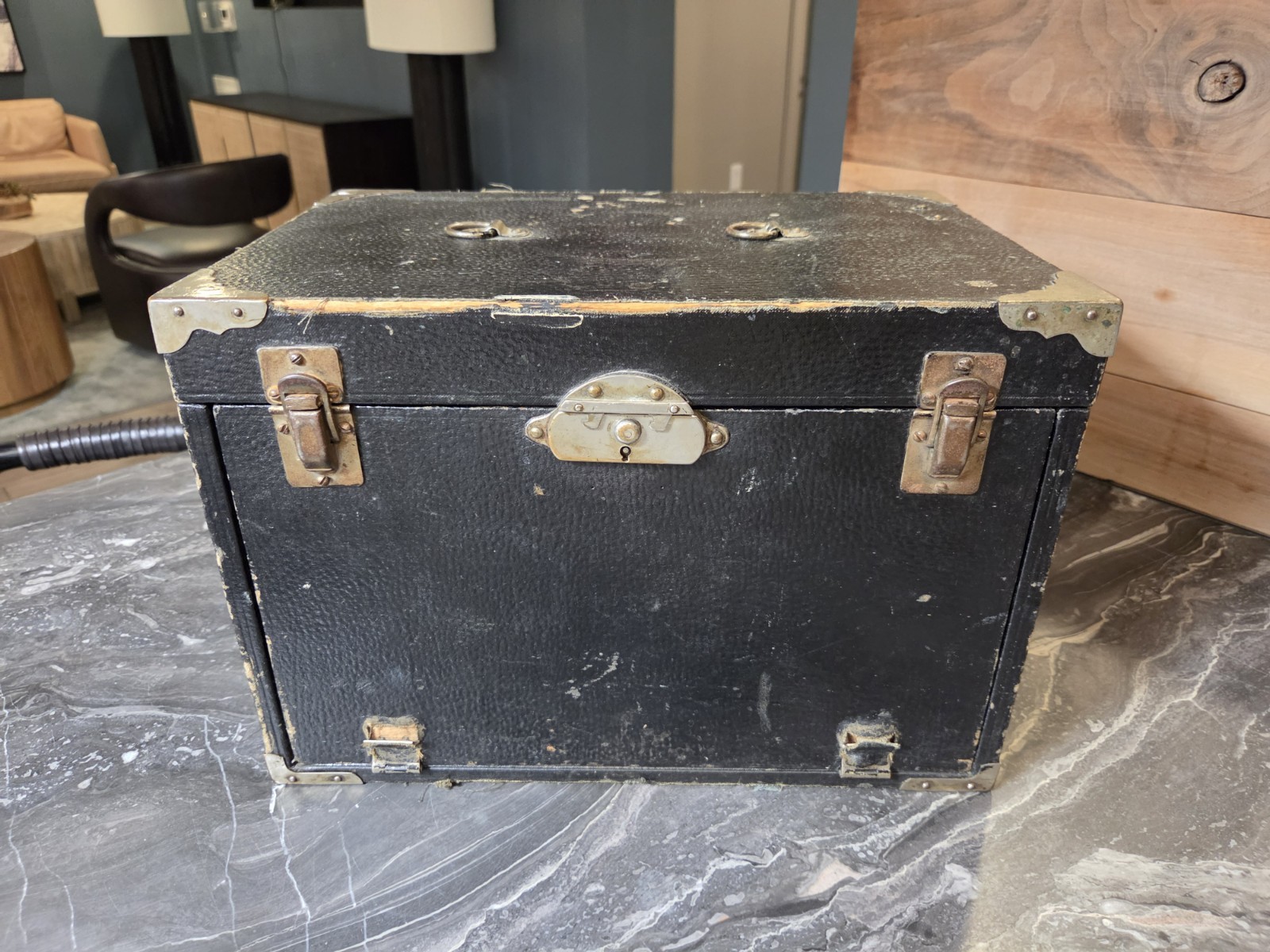 Antique 1890s Oak Salesman Sample Trunk Case Cantilever Watch Jewelry Cabinet