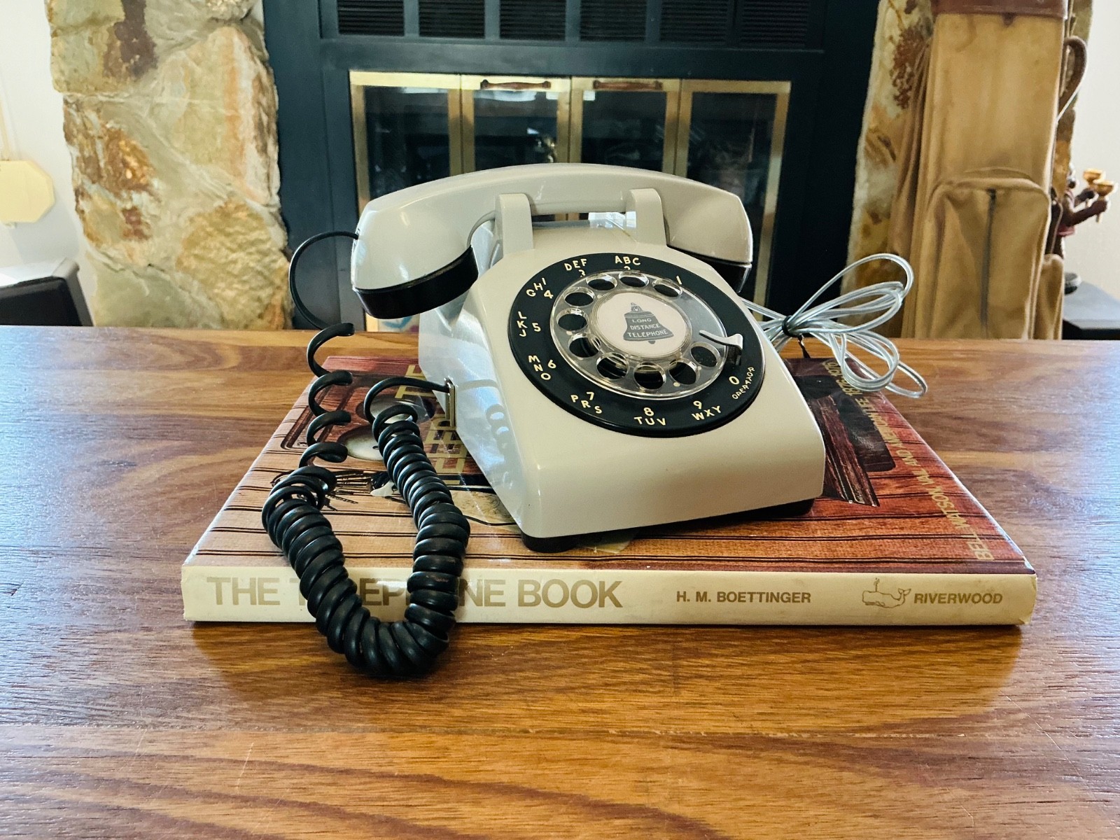 Vintage Western Electric WORKING MCM Telephone, Gray Black Dial Desk Phone