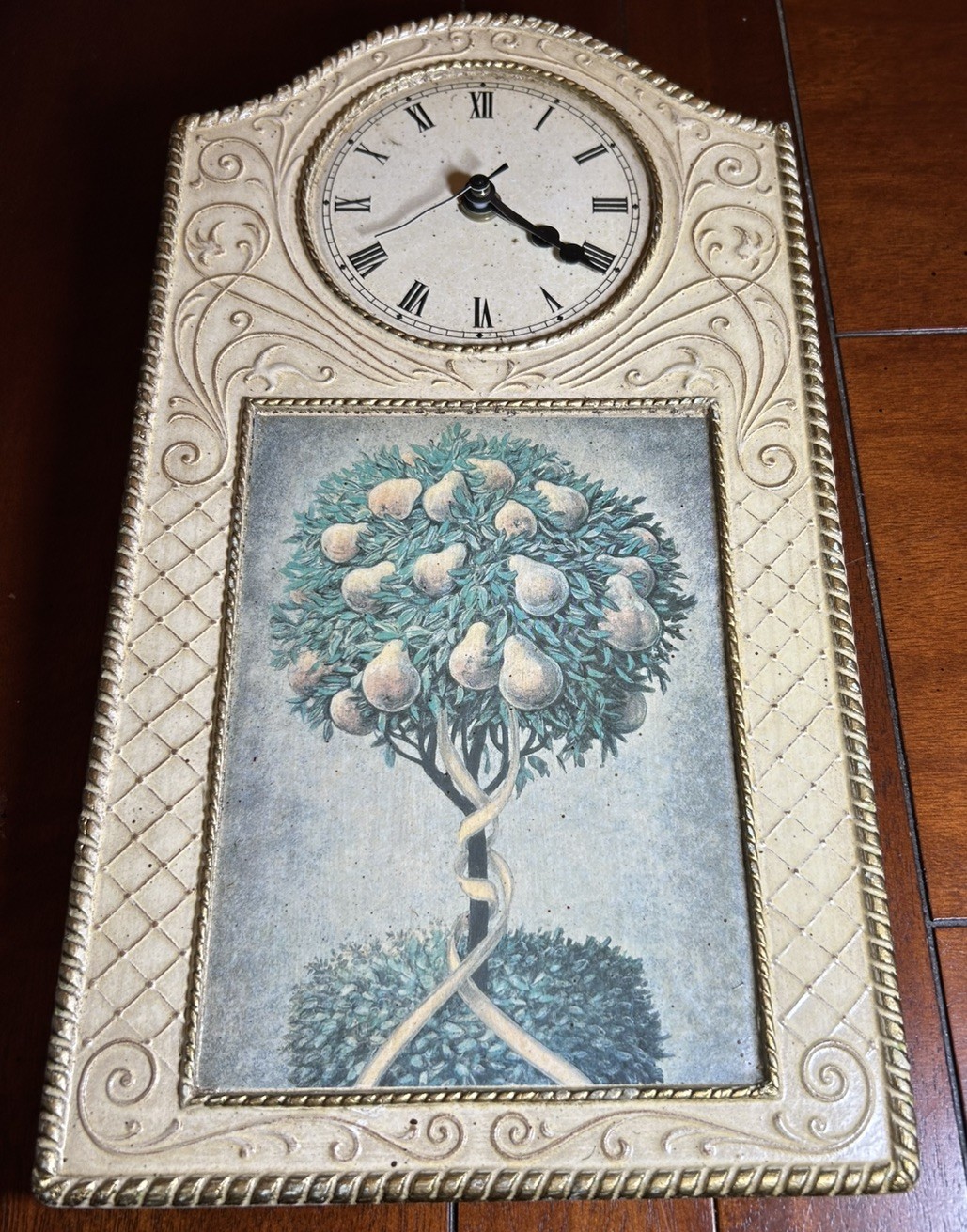 VINTAGE RARE CIC Wall Clock With Pear Tree - Made In ITALY Pre-owned & Working