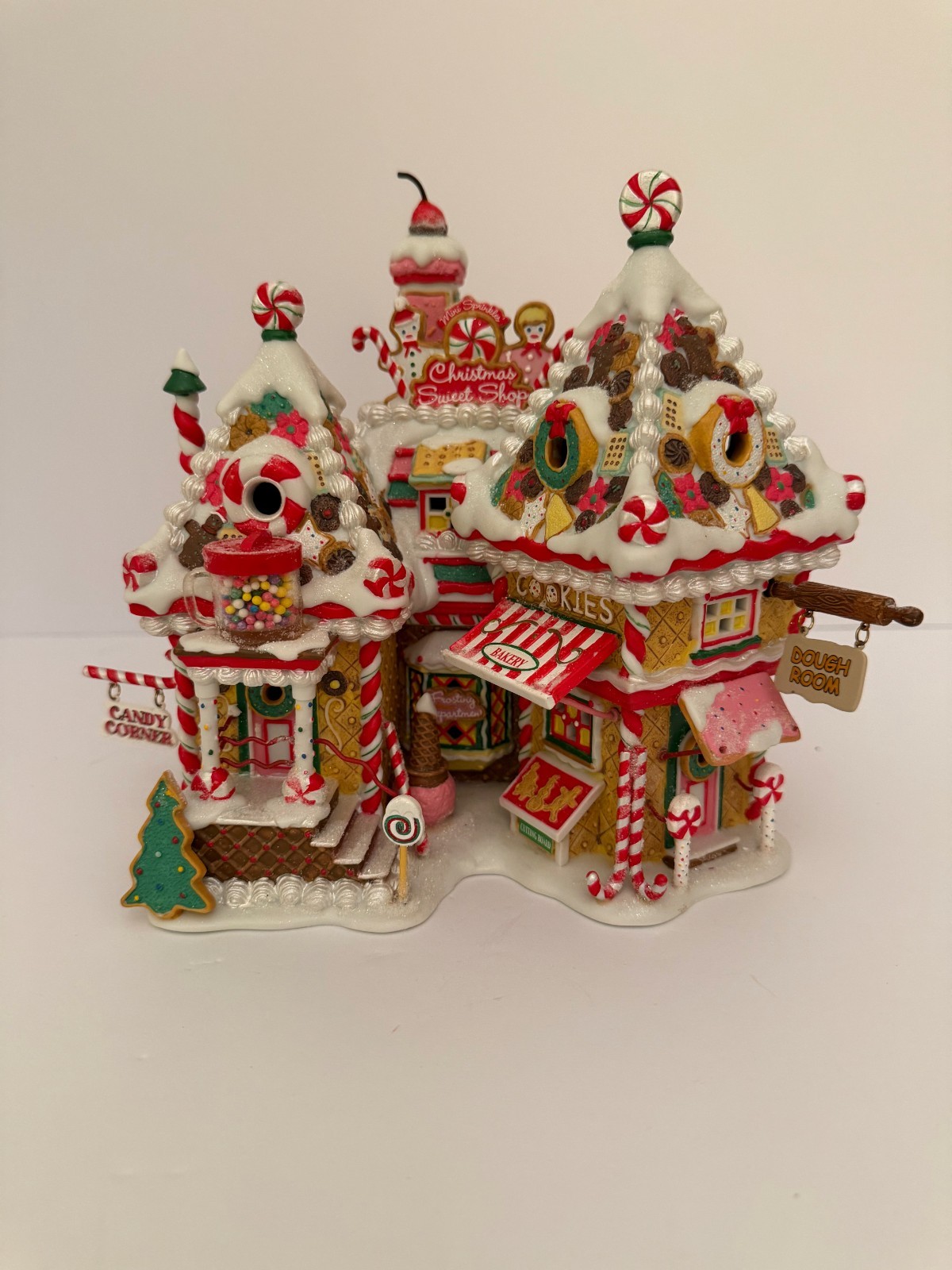 Dept 56 North Pole Christmas Sweet Shop 56791 2006 Retired Lighted Building