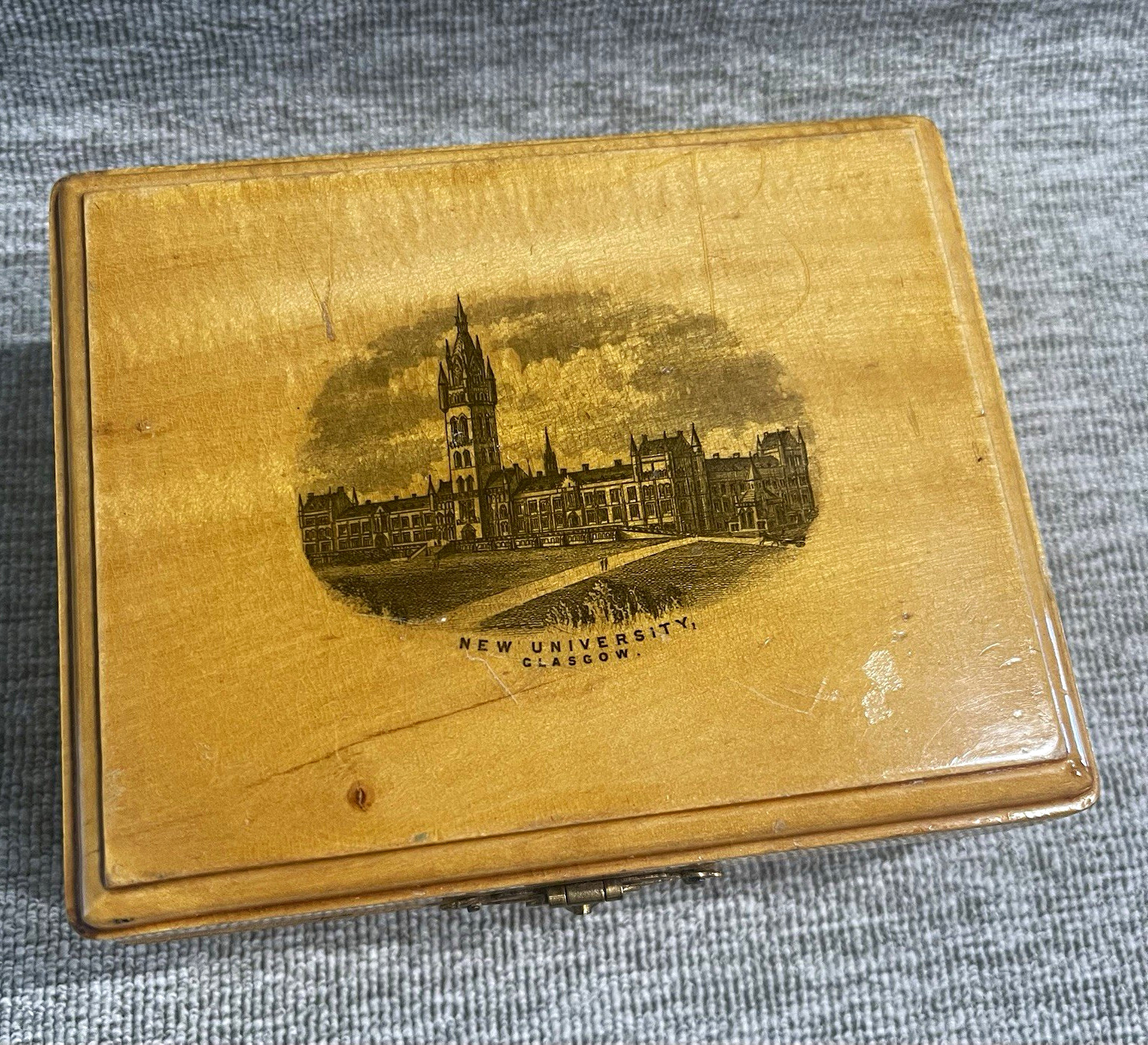 Antique Mauchline Ware Hinged Box-New University of Glasgow (Near Perfect)