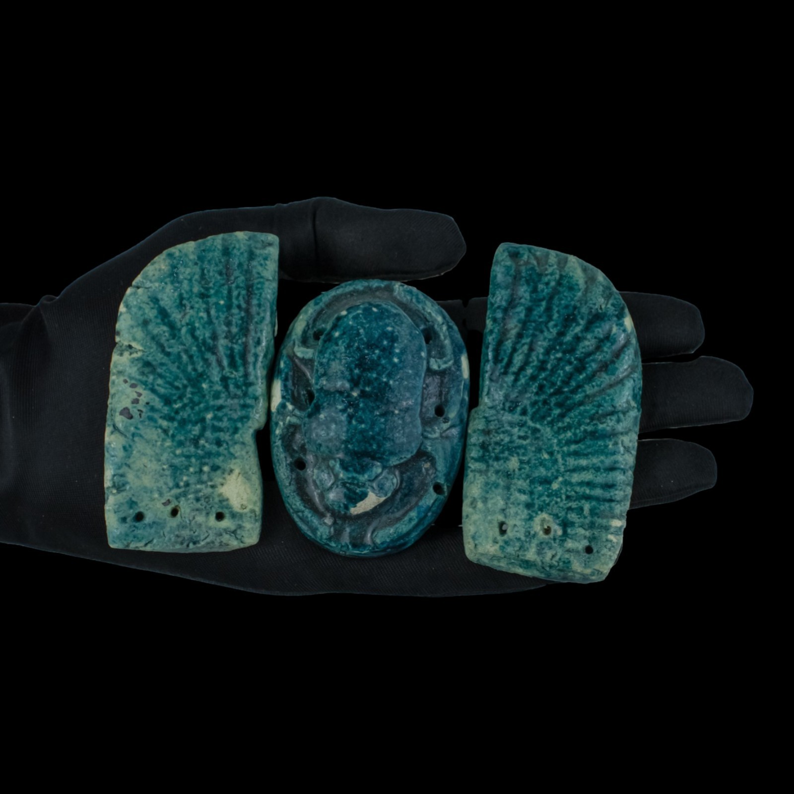 Rare Authentic Ancient Egyptian Rare Winged Scarab Stone Amulet Figure BC