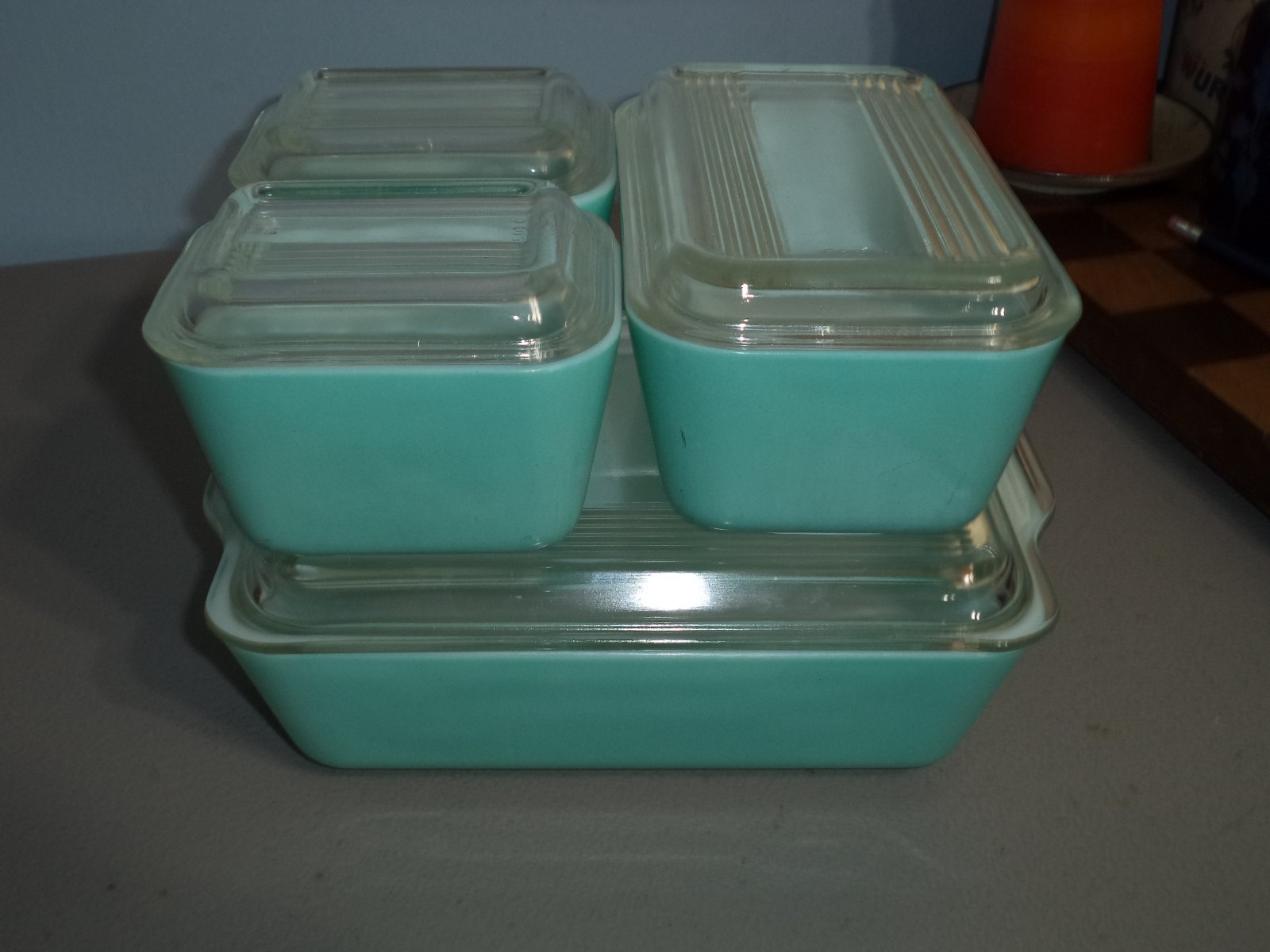 Vintage Pyrex Robin Egg Refrigerator Set with Lids