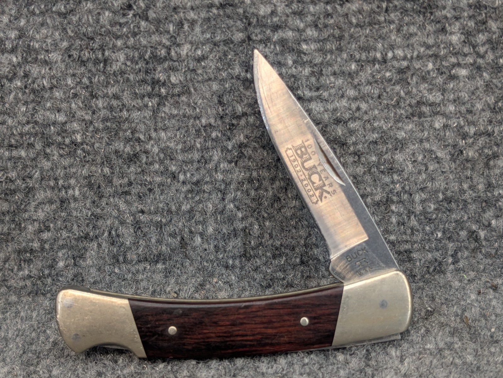 BUCK Vintage Pocket Knife 1 Blade 100 Years Anniversary  1902-2002
