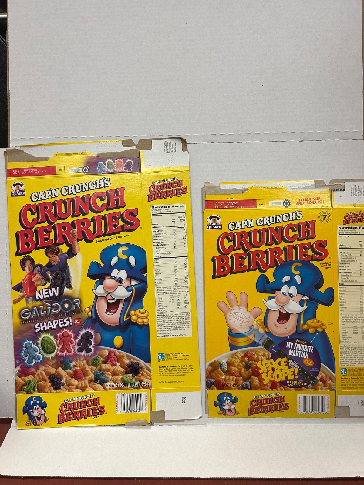 2002 LEGO Galidor , 1998 Space Scope Quaker Cap'n Crunch Cereal Boxes Bundle