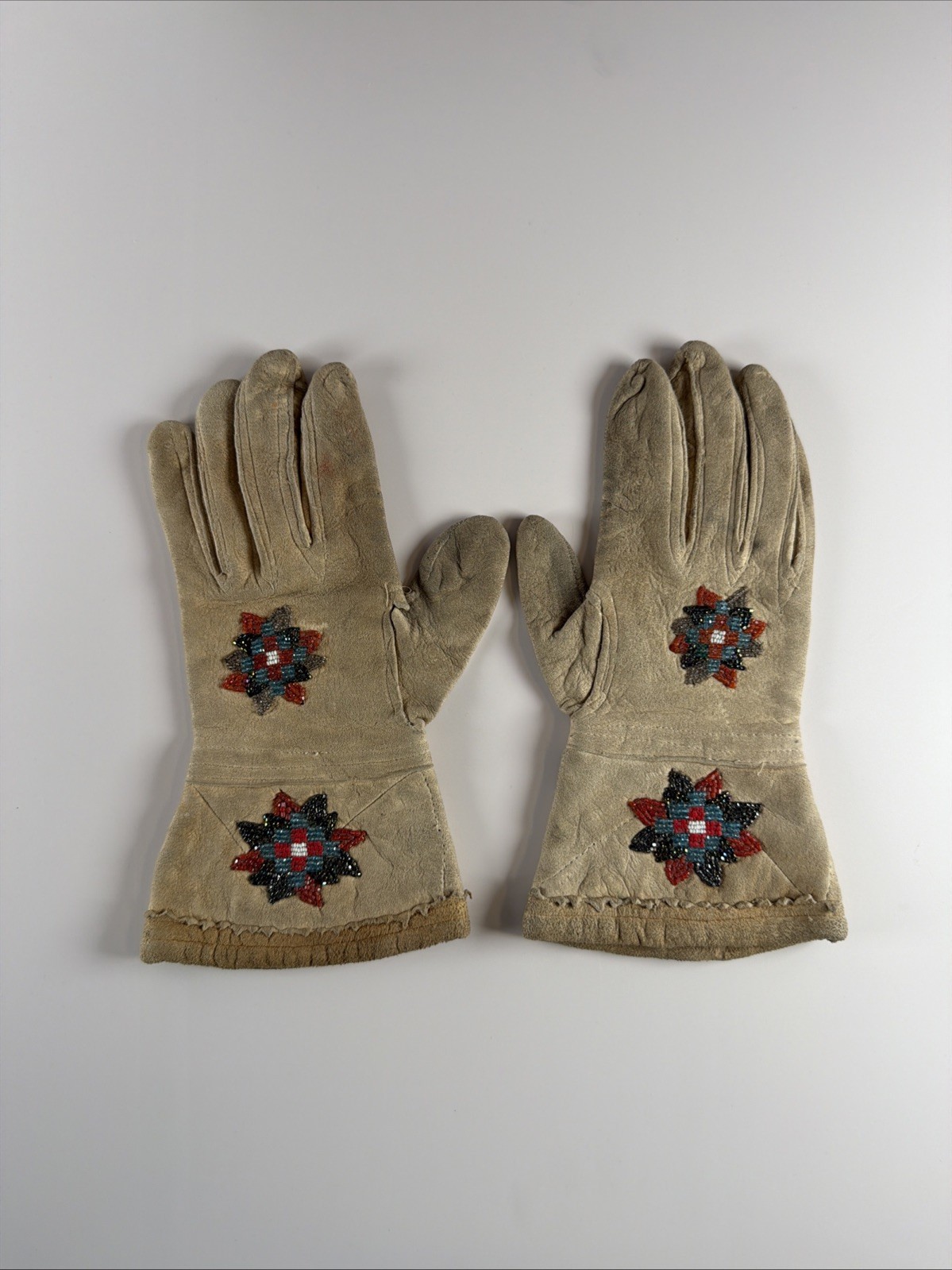 Antique Native American Beaded Buckskin Leather Gauntlet Gloves Floral Lined