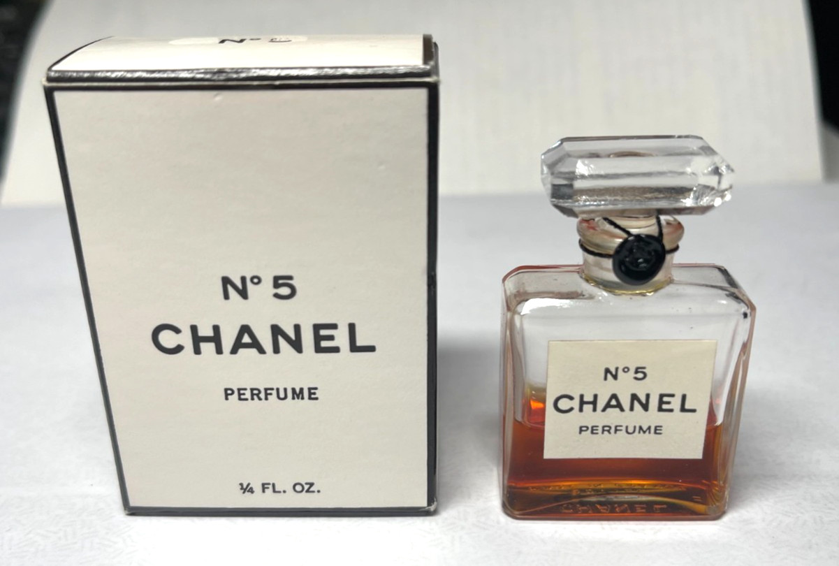 Preowned Vintage 1983 Chanel No. 5 Perfume Bottle 1/4 fl oz Original Packaging