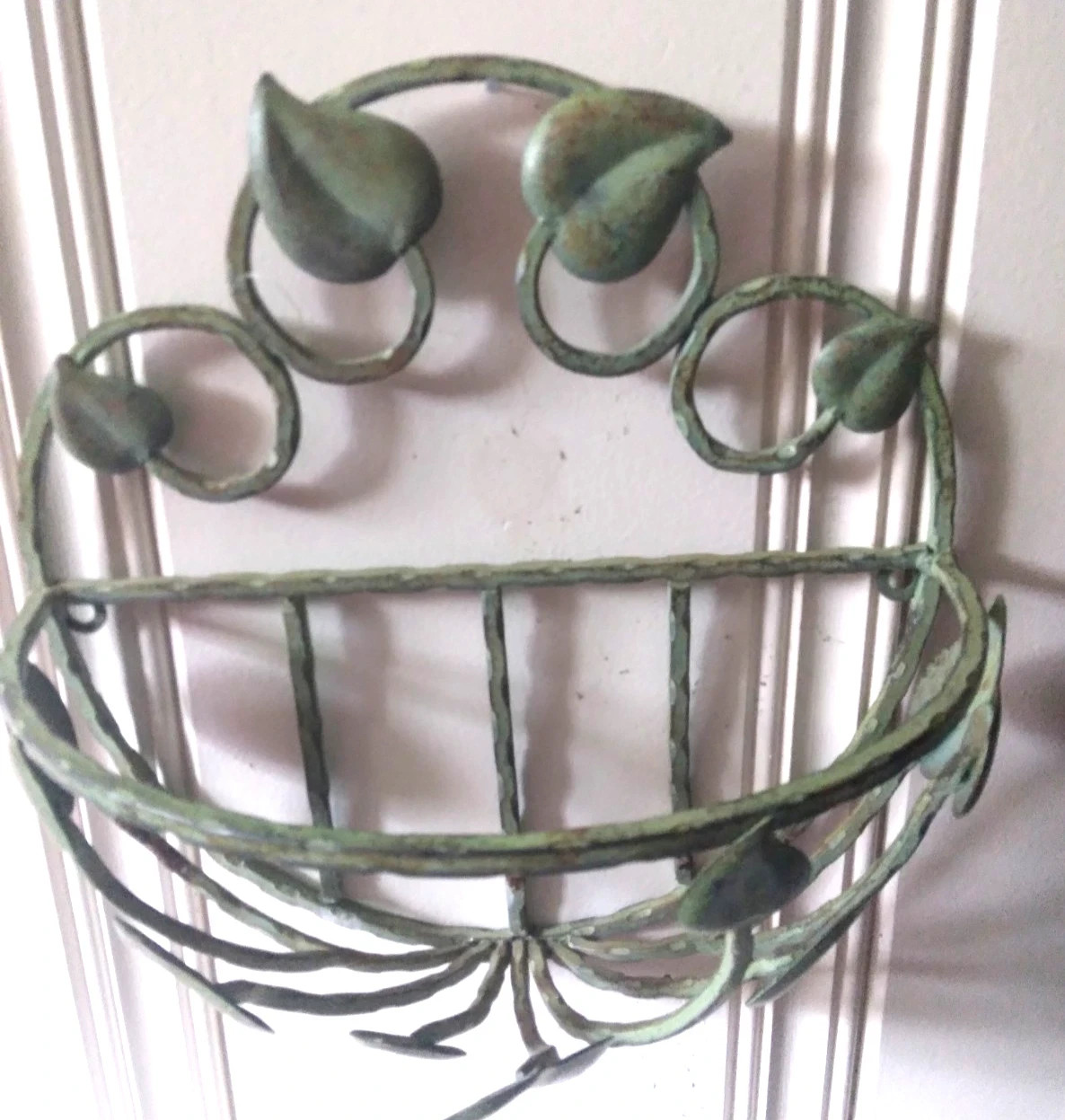 Vintage Metal Semicircular Wall Hanging Planter Basket – Rustic Farmhouse Decor
