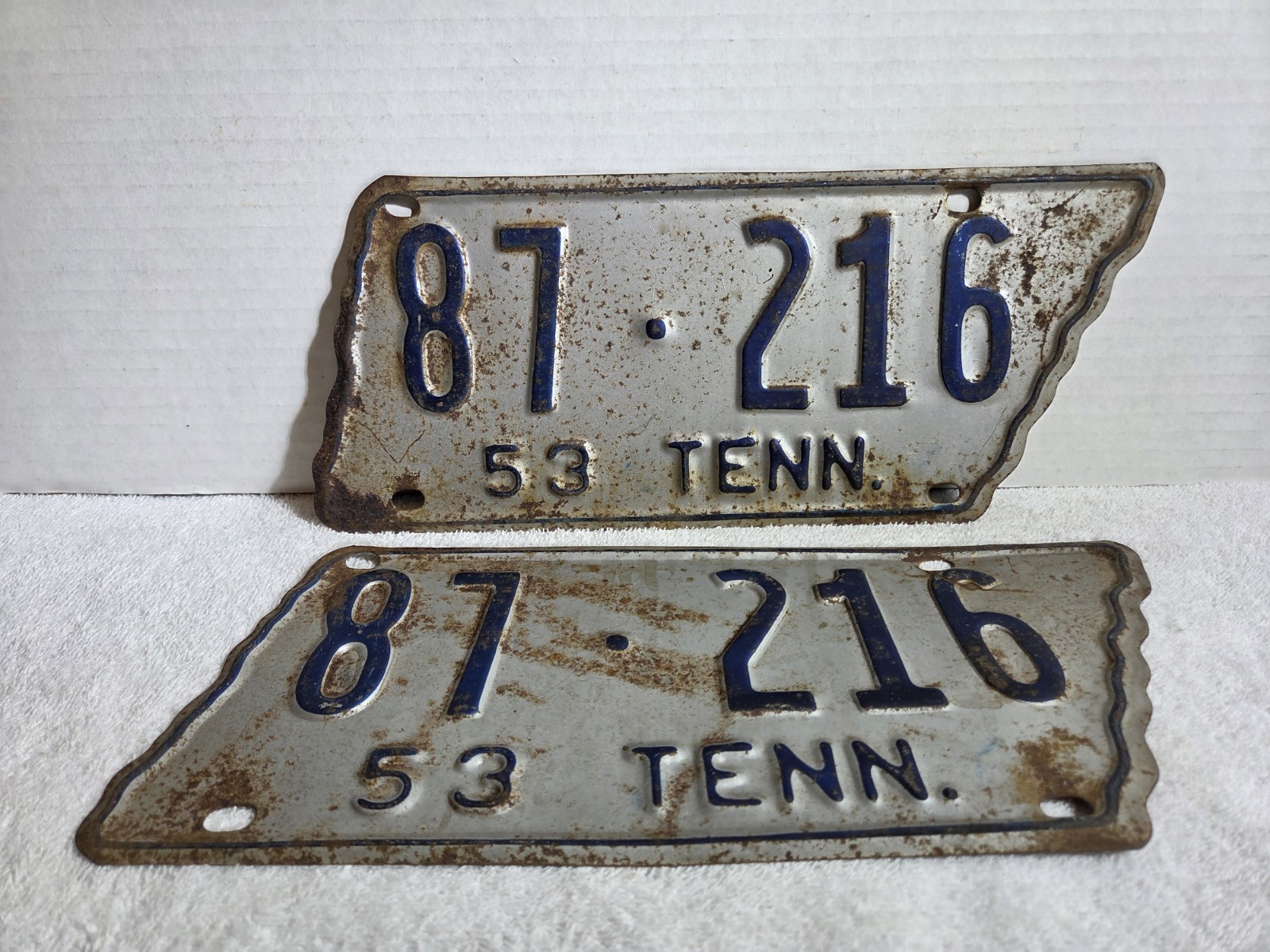 Vintage 1953 Tennessee License Plate Pair - RHEA COUNTY