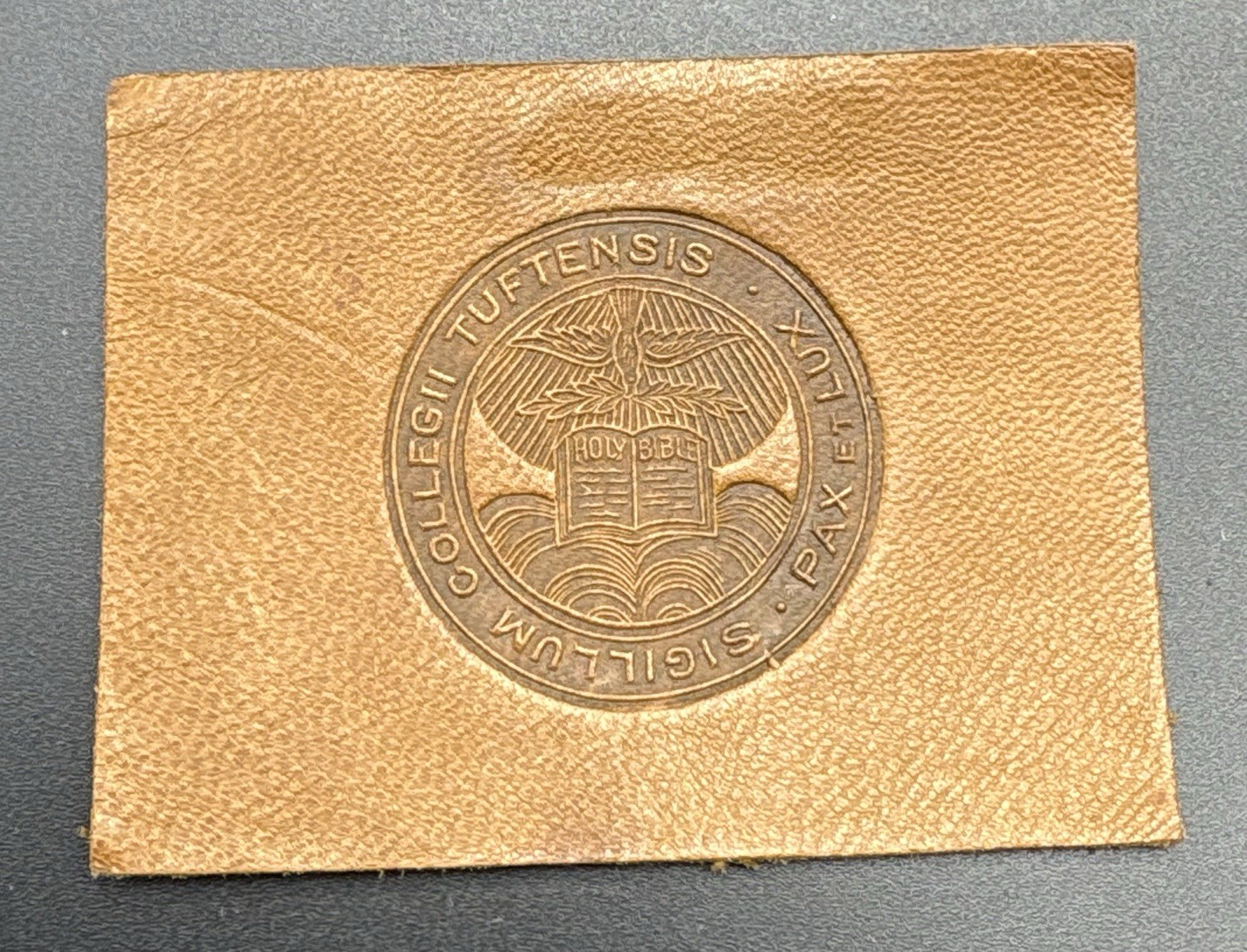 c1910 L20 Tufts College University College Seal Tobacco Leather Antique