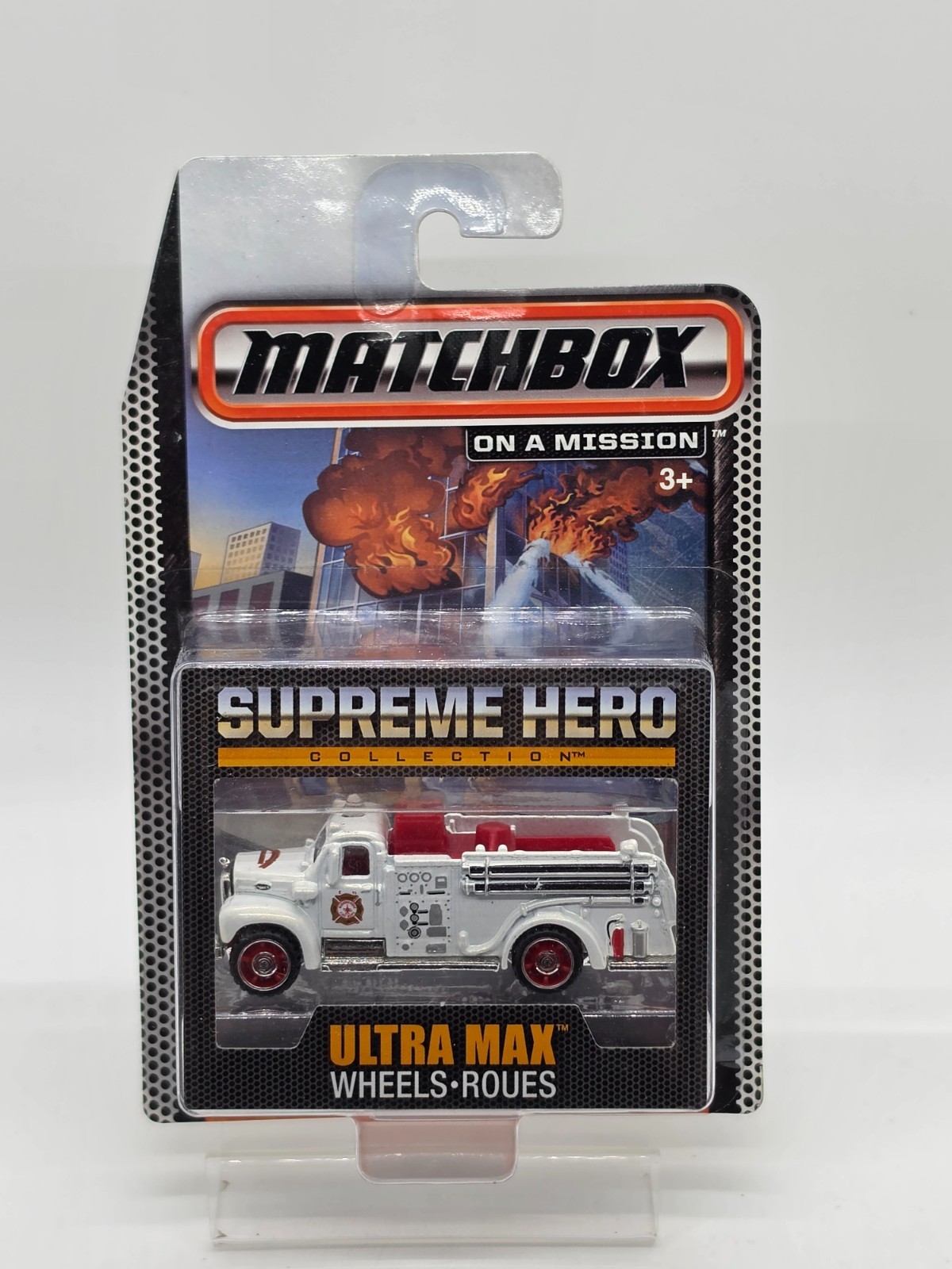 2014 Matchbox 1963 Mack B Model Supreme Hero Fire Truck White Ultra Max Wheels