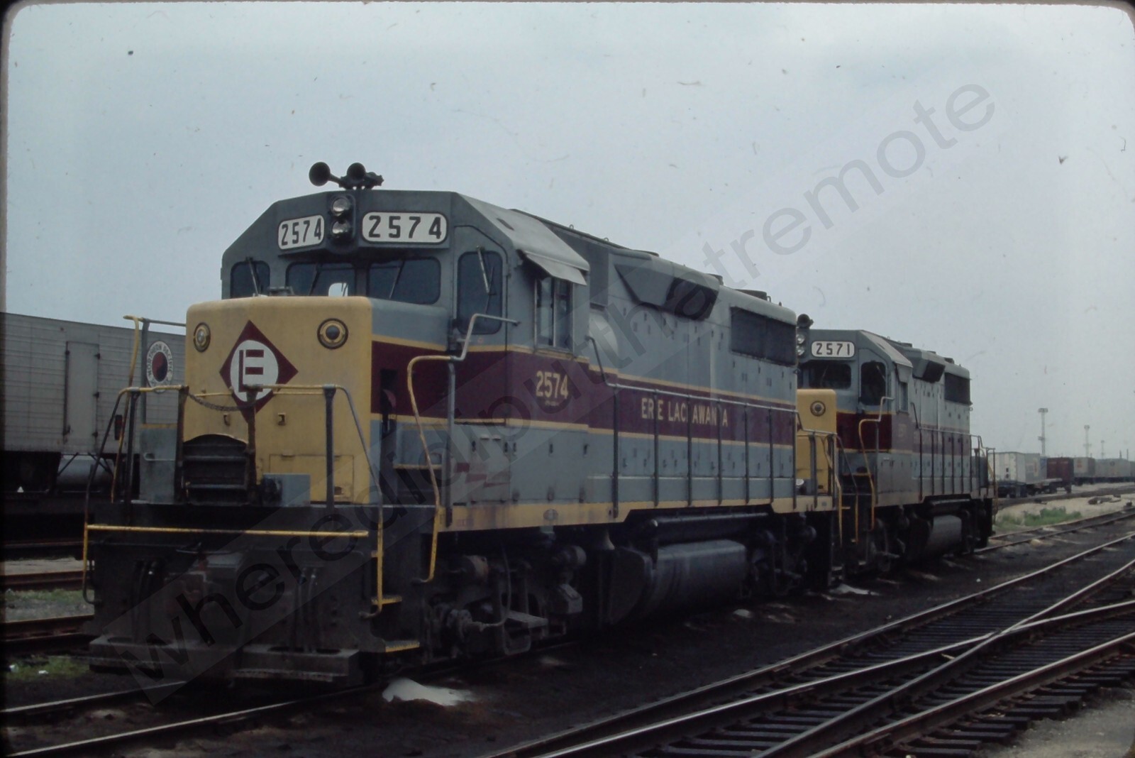 Original Slide Erie Lackawanna EL 2574 2571 EMD GP35's Cicero ILL 5-29-1970 (5H)