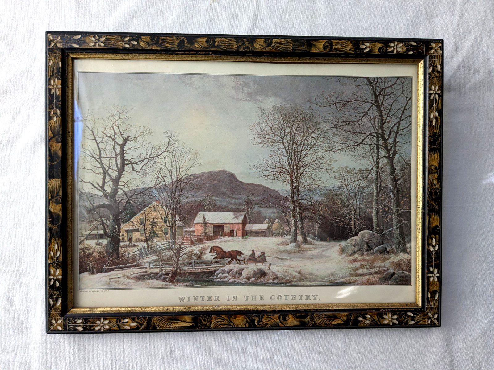 Antique Victorian Picture Frame Inlaid Floral & Leaf Motifs Gold Gilt Liner