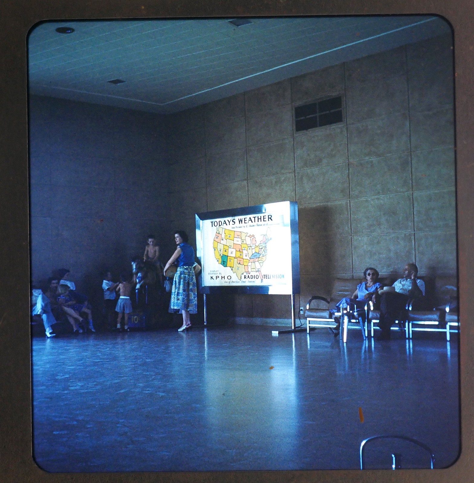 Phoenix Sky Harbor Airport Lobby - 1953 Stereo Realist slide #3748