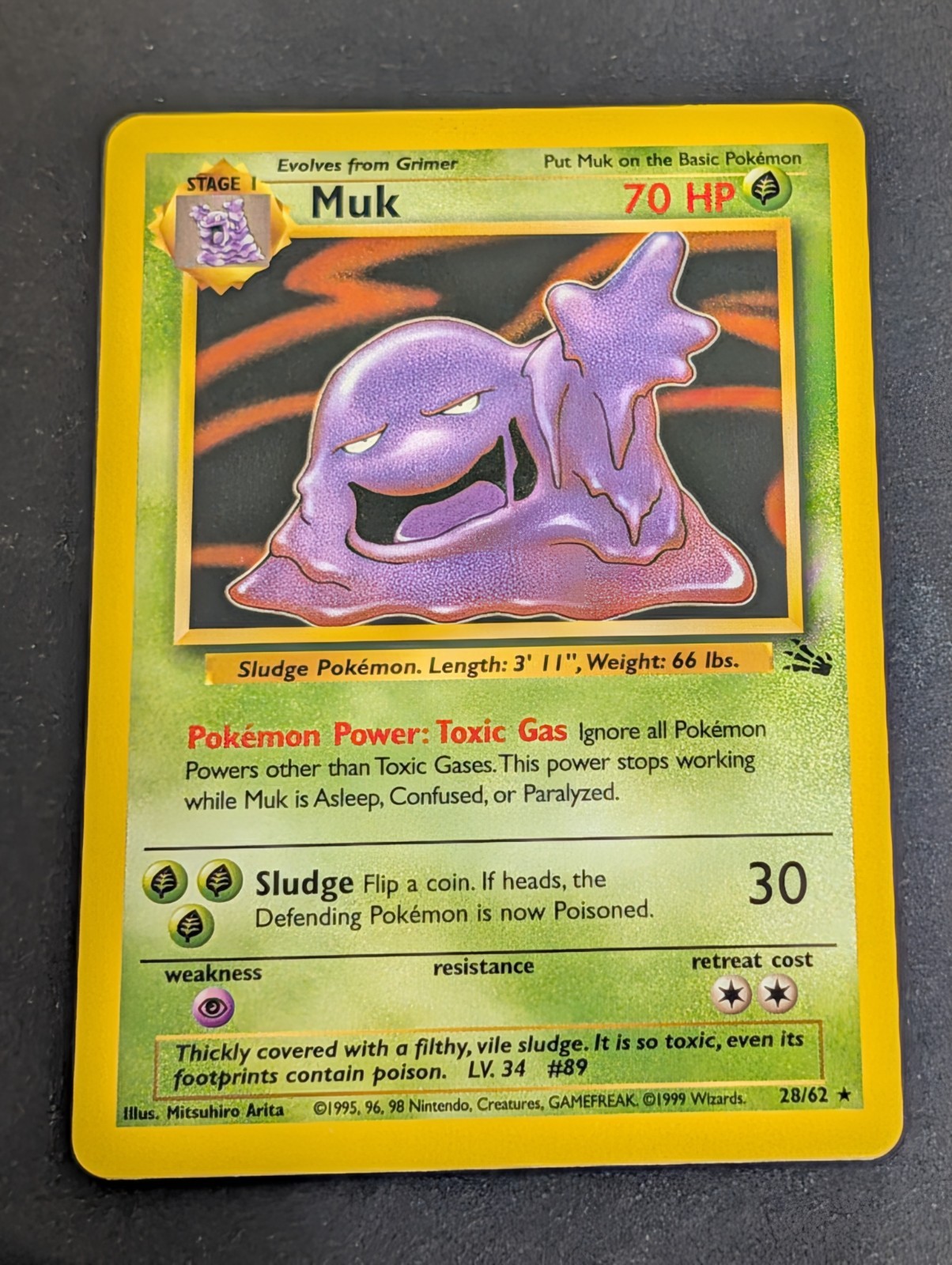 Muk 28/62 Unlimited Rare Fossil Pokemon 1999 Near Mint