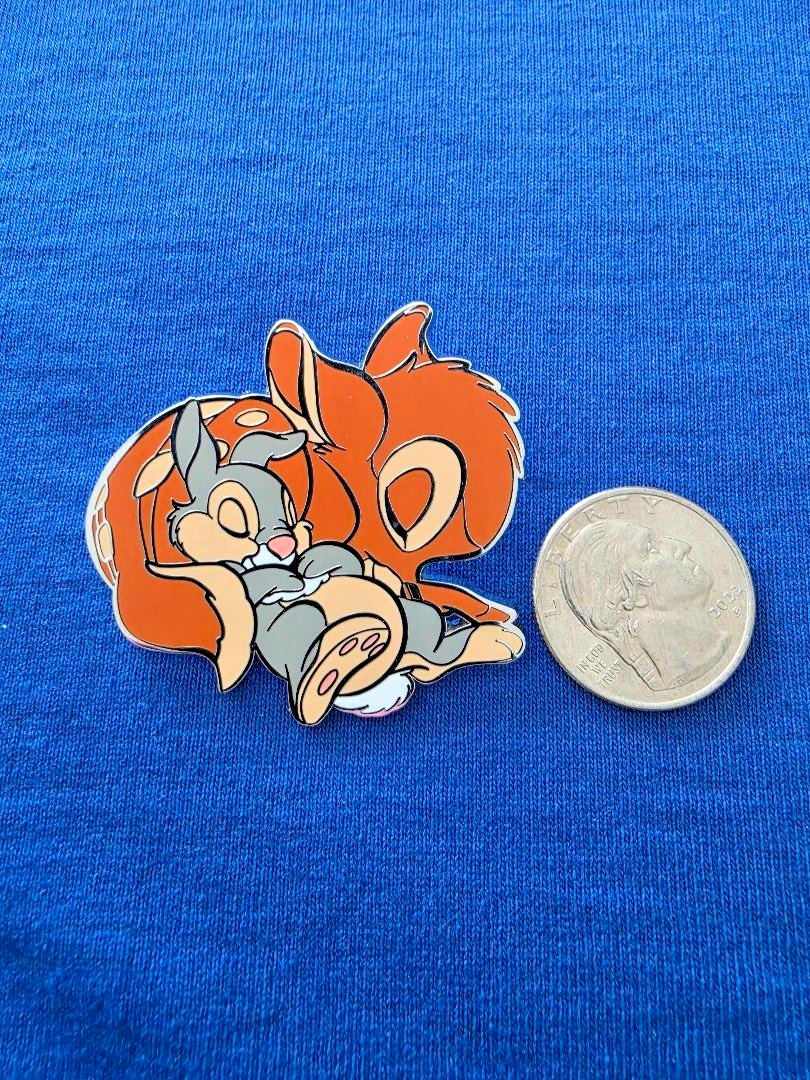 DLP - Bambi and Thumper sleeping - Bambi Booster PARIS DLRP DISNEY PIN