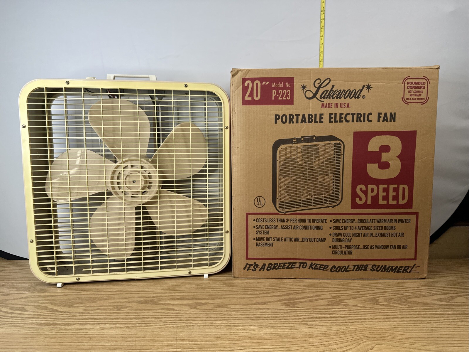 Lakewood Model S-223 Fan Tested & Working W/ Original Box