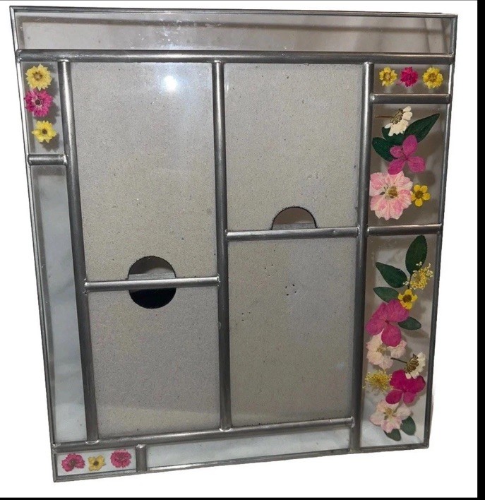 Nice Vintage Leaded Glass Dried Pressed Flowers Multiple Picture Frame EUC 