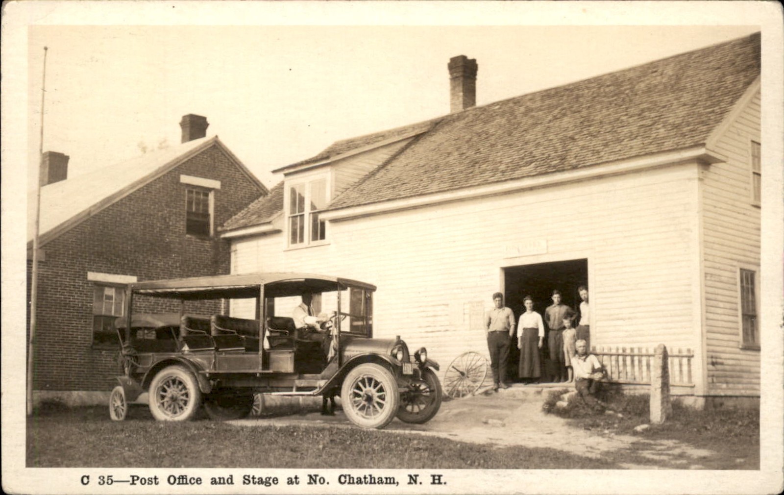 No. Chatham NH Post Office and Stage Bus c1910s Real Photo Vintage Postcard bhn