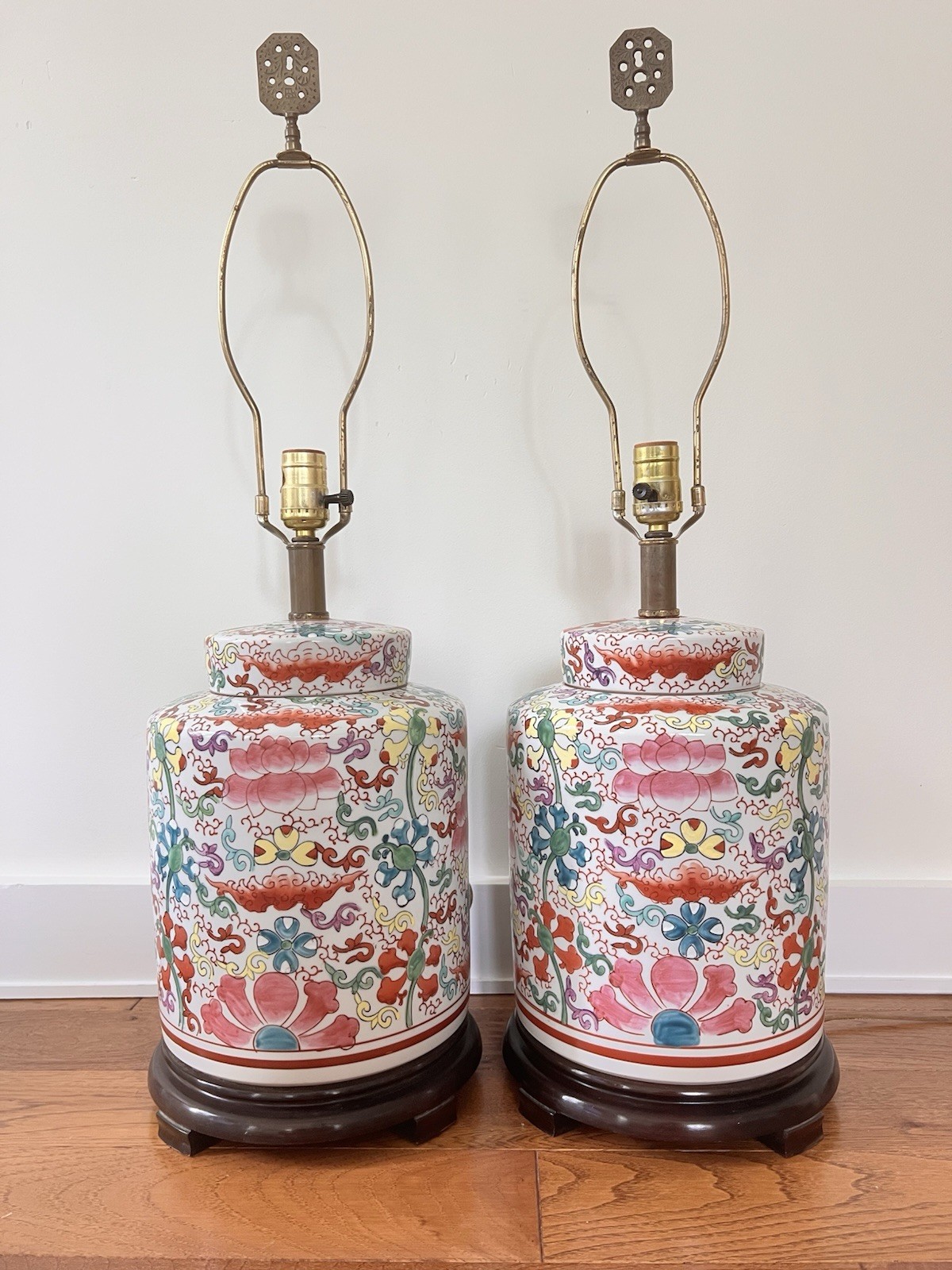 Large Pair Vintage Chinese Porcelain Famille Chinoiserie Ginger Jar Table Lamps