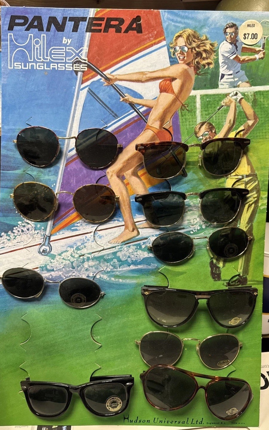 Rare Vintage Sunglass Display with NOS All in excellent condition 