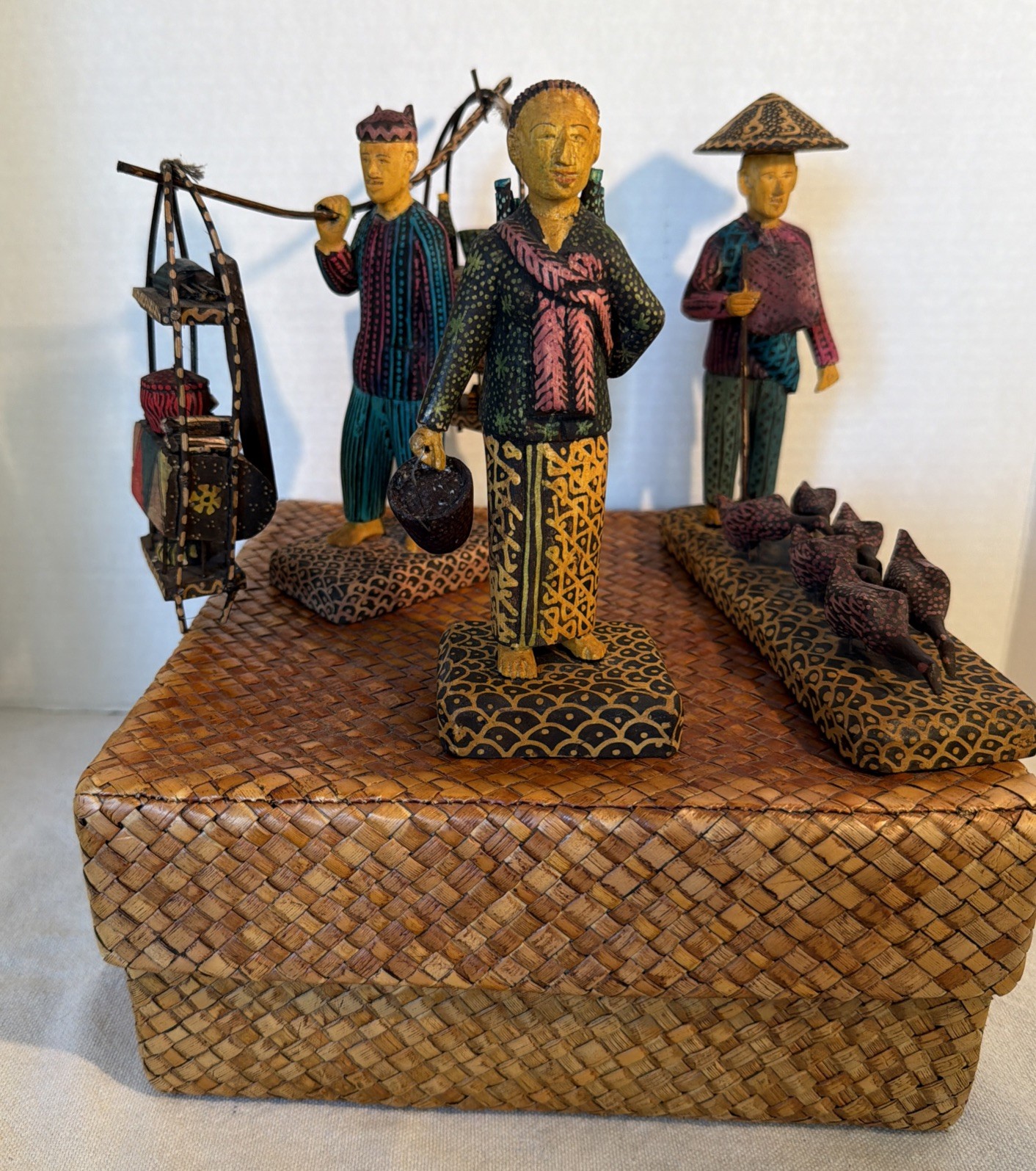 Vtg Hand-Carved Filipino Wood Vendor Figurine Set Signed 5 Piece Hand Painted
