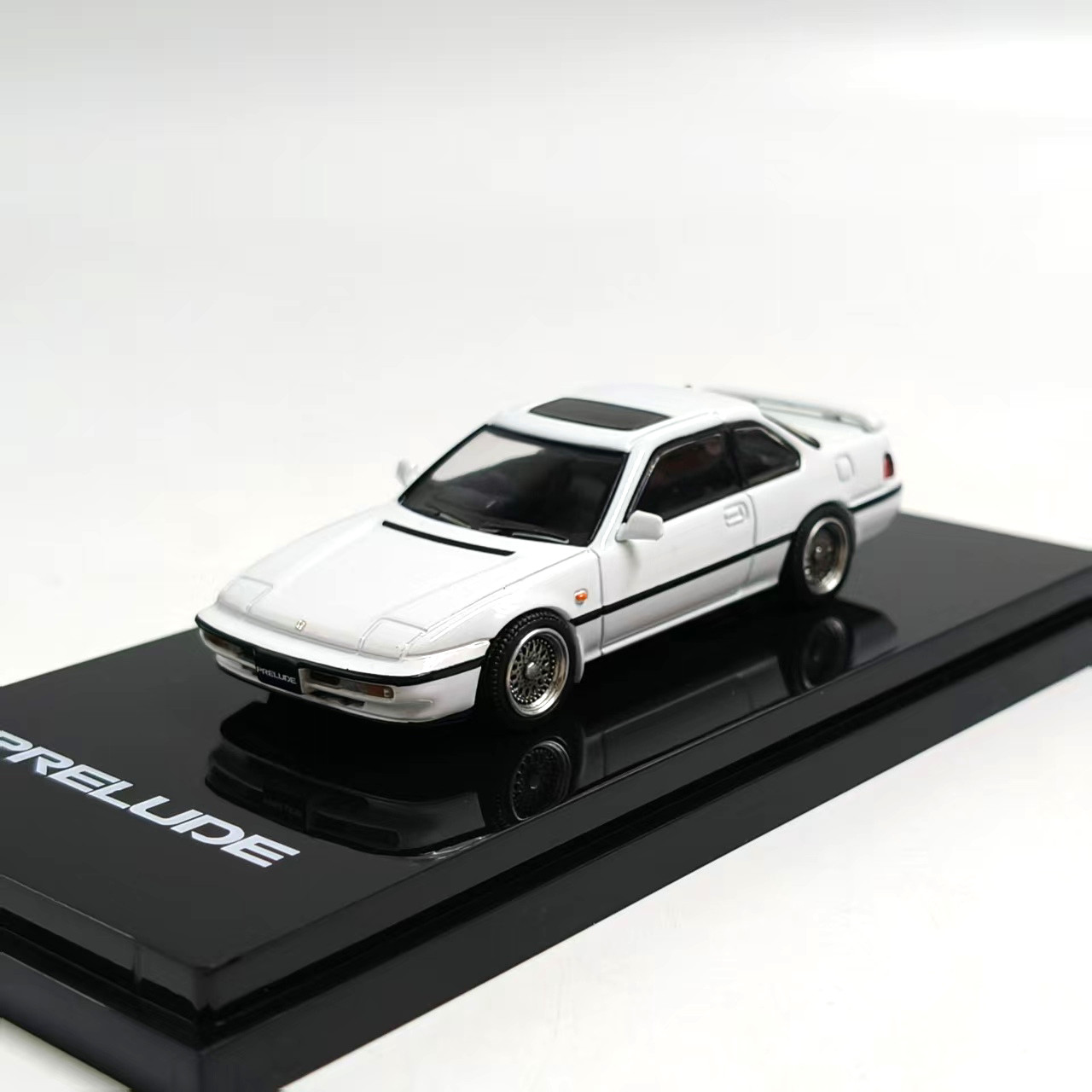 1/64 Prelude BA5 Si TCV White Diecast Collectible Display Miniature Model