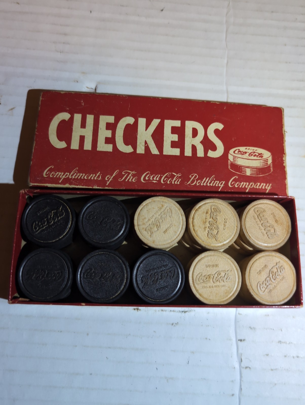 Vintage 1940'S Coca Cola Wooden Checkers Pieces Set