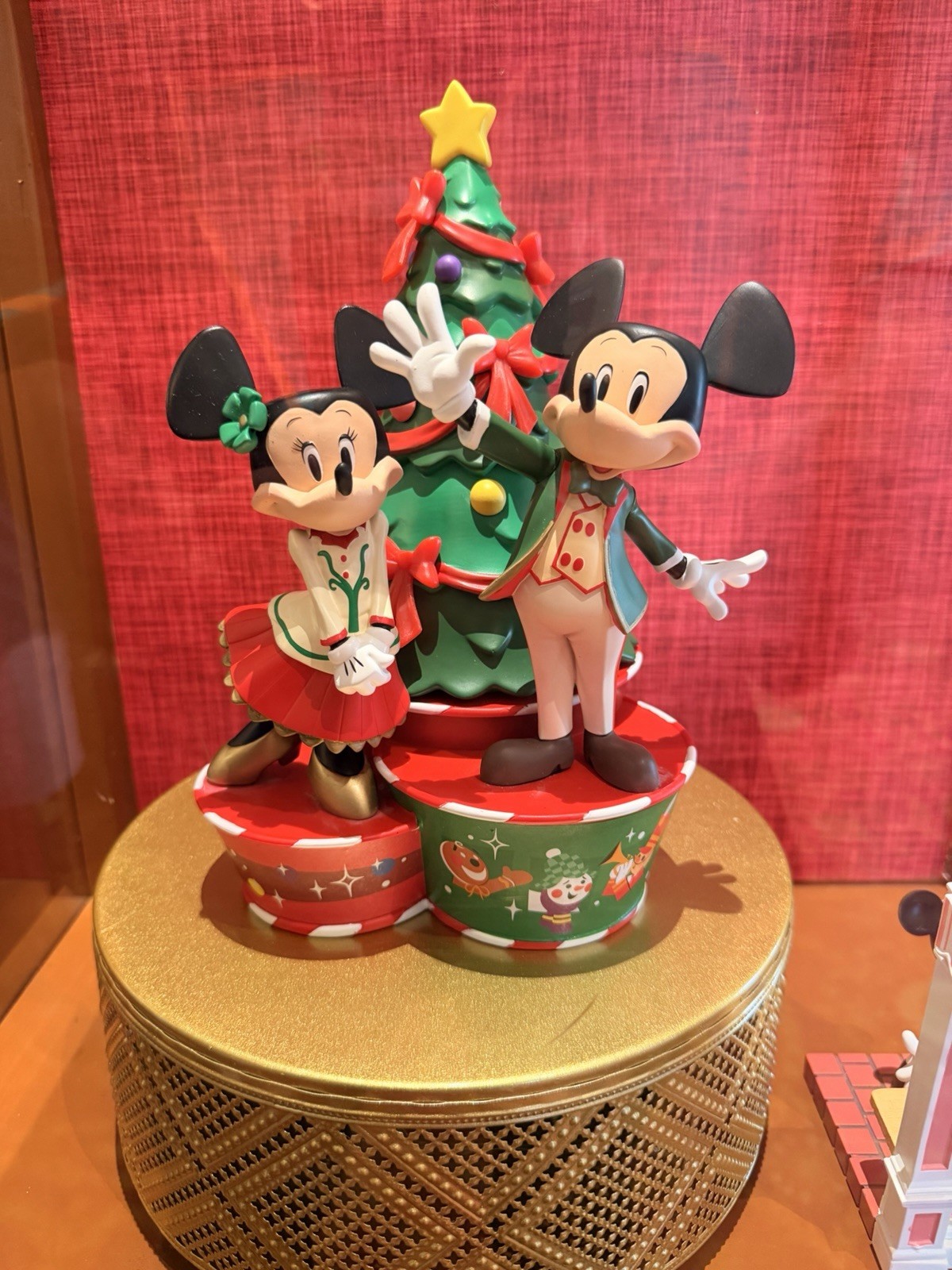 2026 Disney Parks Signature Collectibles Mickey Minnie Christmas Holiday NEW