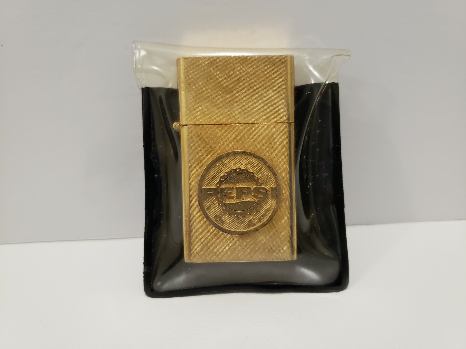 Vintage Pepsi Florentine 14kt GP Unfired Lighter Made In The USA MCM 