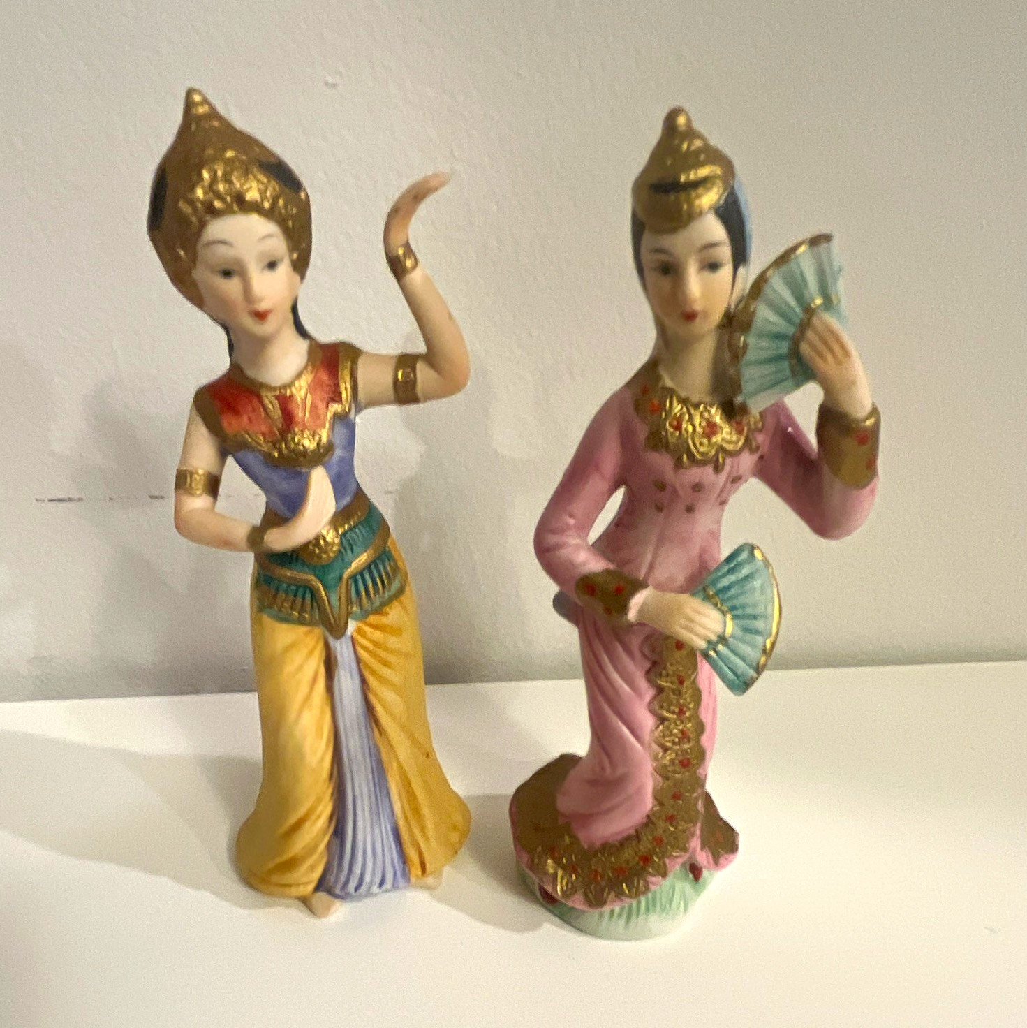 VTG Thai Siamese Style Female Dancer Figurines Pair w/ Fans Hand-Painted 5 in
