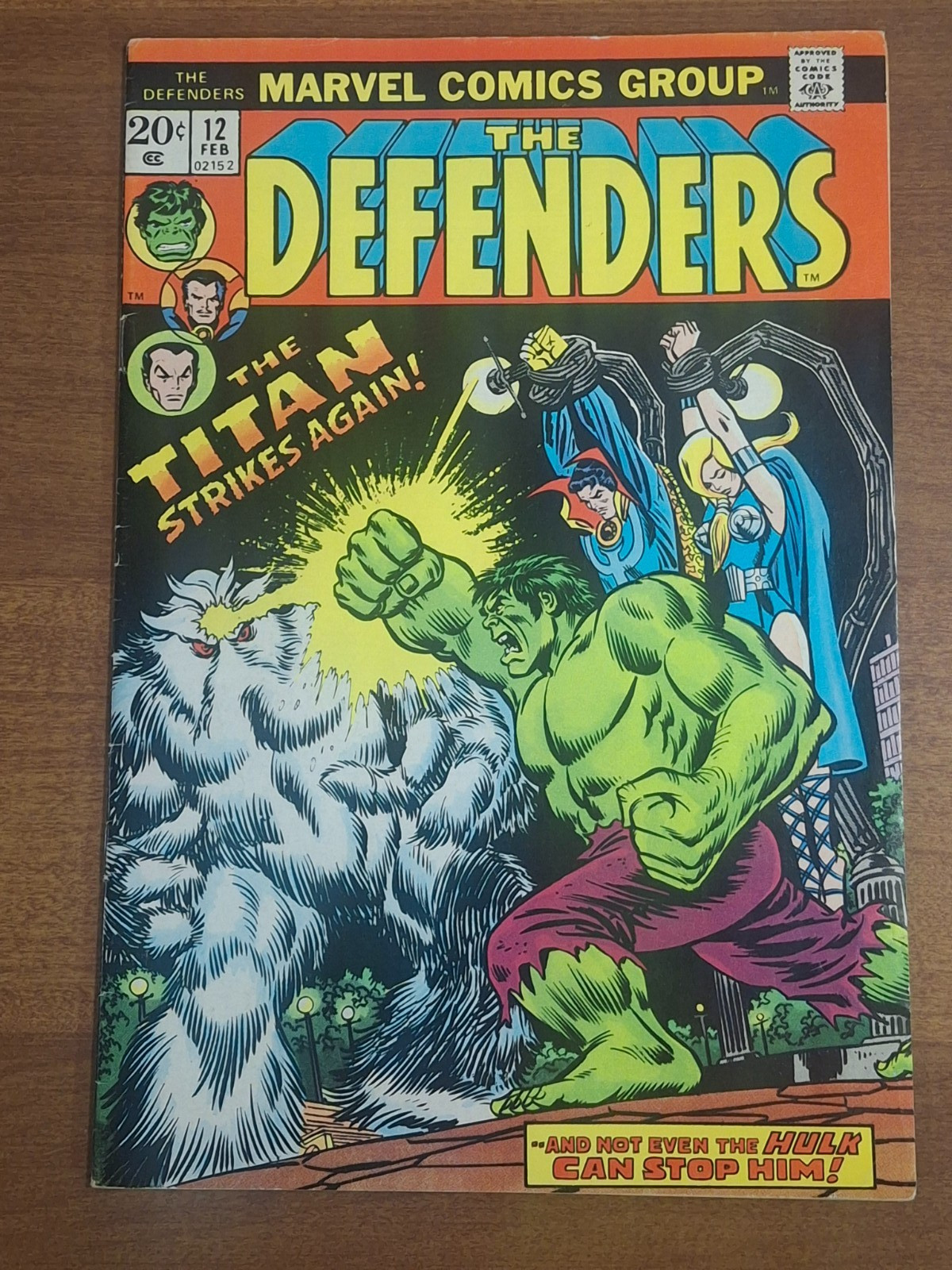 DEFENDERS #12 (1974) VS XEMNU THE TITAN MARVEL BRONZE AGE CLASSIC SUMMER SALE