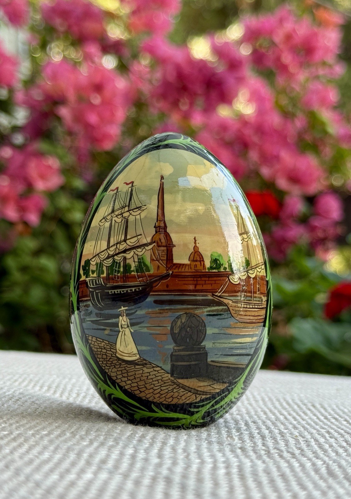 Vintage 1998 Russian Hand Painted Lacquer Egg St Petersburg Sailing Ships 3.6