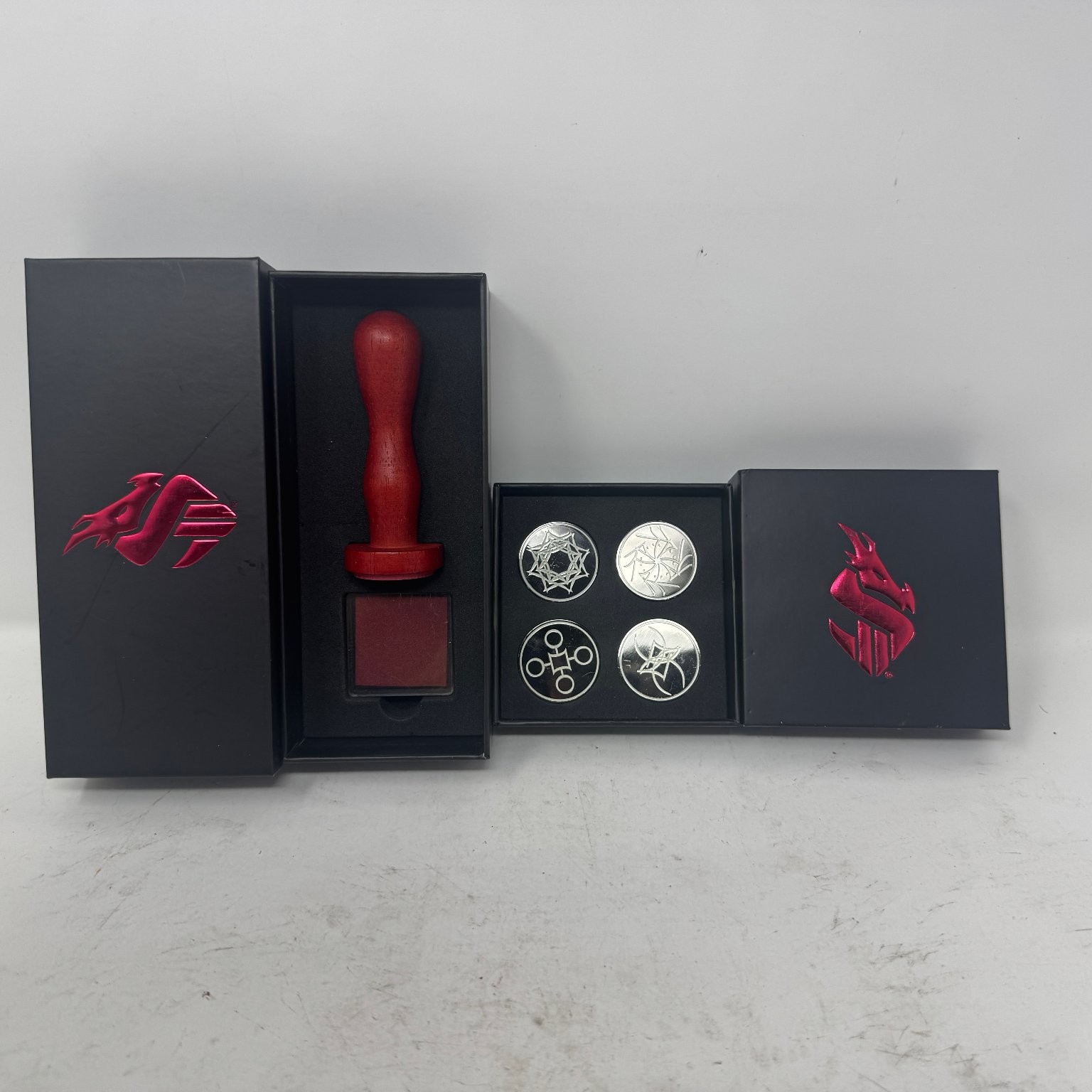 Dragonsteel Entertainment Wax Seal Stamp Kit 4 Intaglio Metal Seals Red Handle