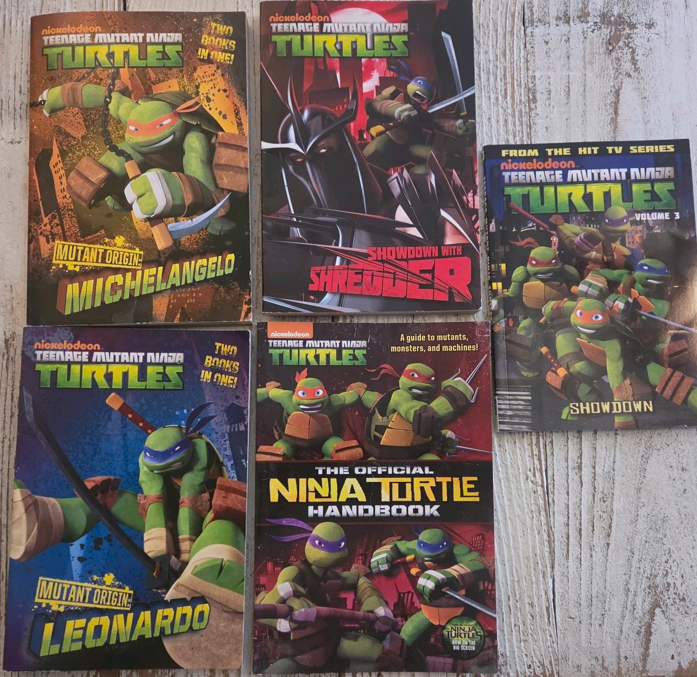 Lot of 5 Vintage Teenage Mutant Ninja Turtles Books, 1 Comic 1 Handbook 3 Chapt.