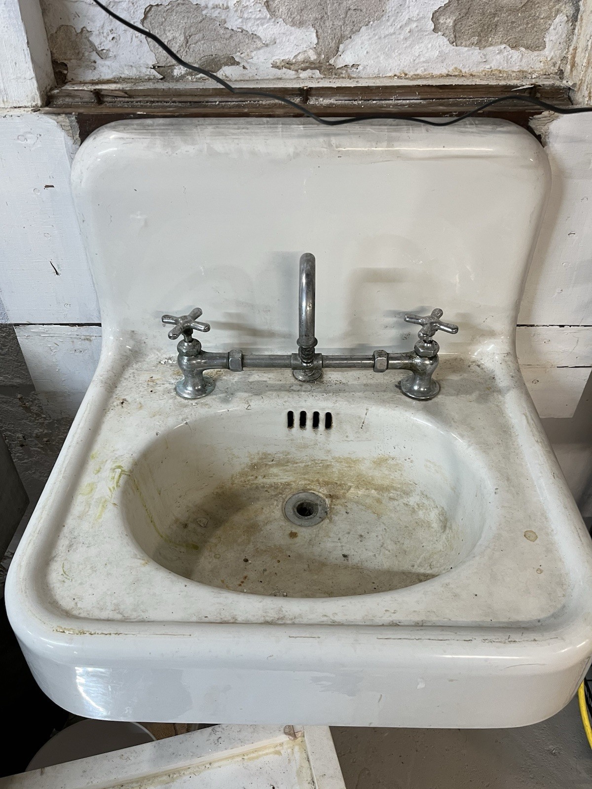 Antique Wall Mounted cast iron Sink White w/ 1920s Faucet  contact me shipping $