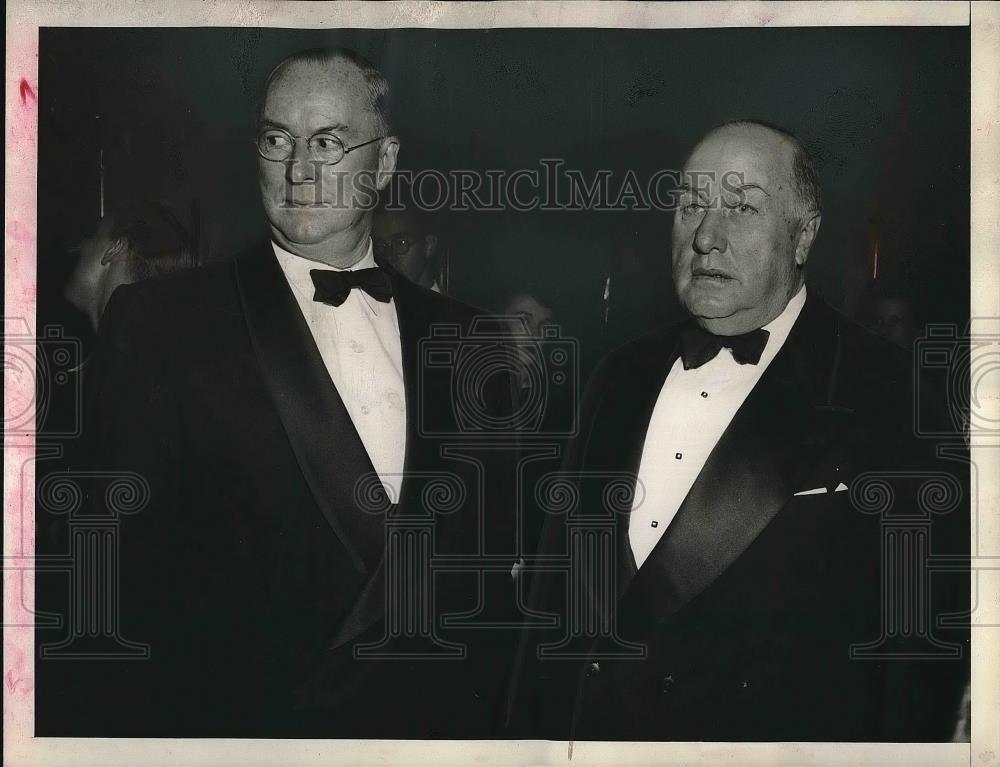 1942 Press Photo Donald Nelson, War Production Board, William Jeffers