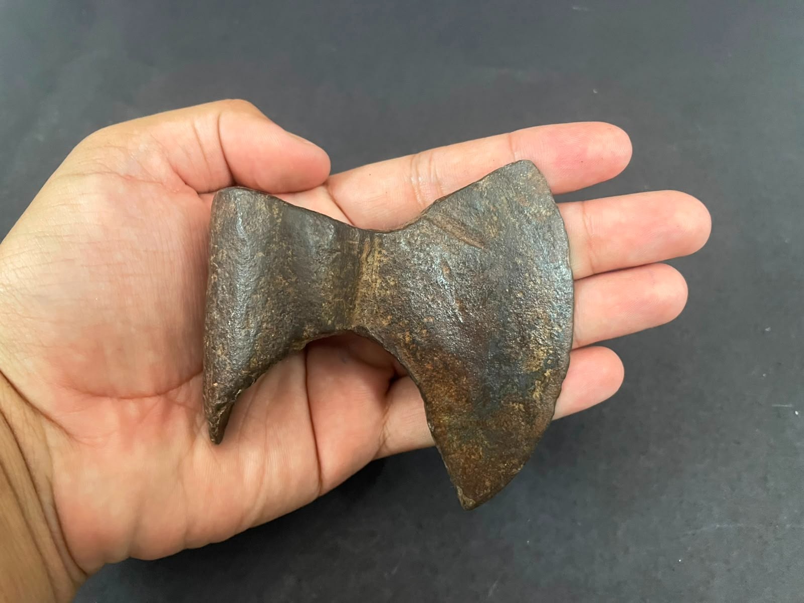 Old Vintage Hand Forged Rustic Iron Axe Hatchet / Axe Head Wood Cutter Tool PM27