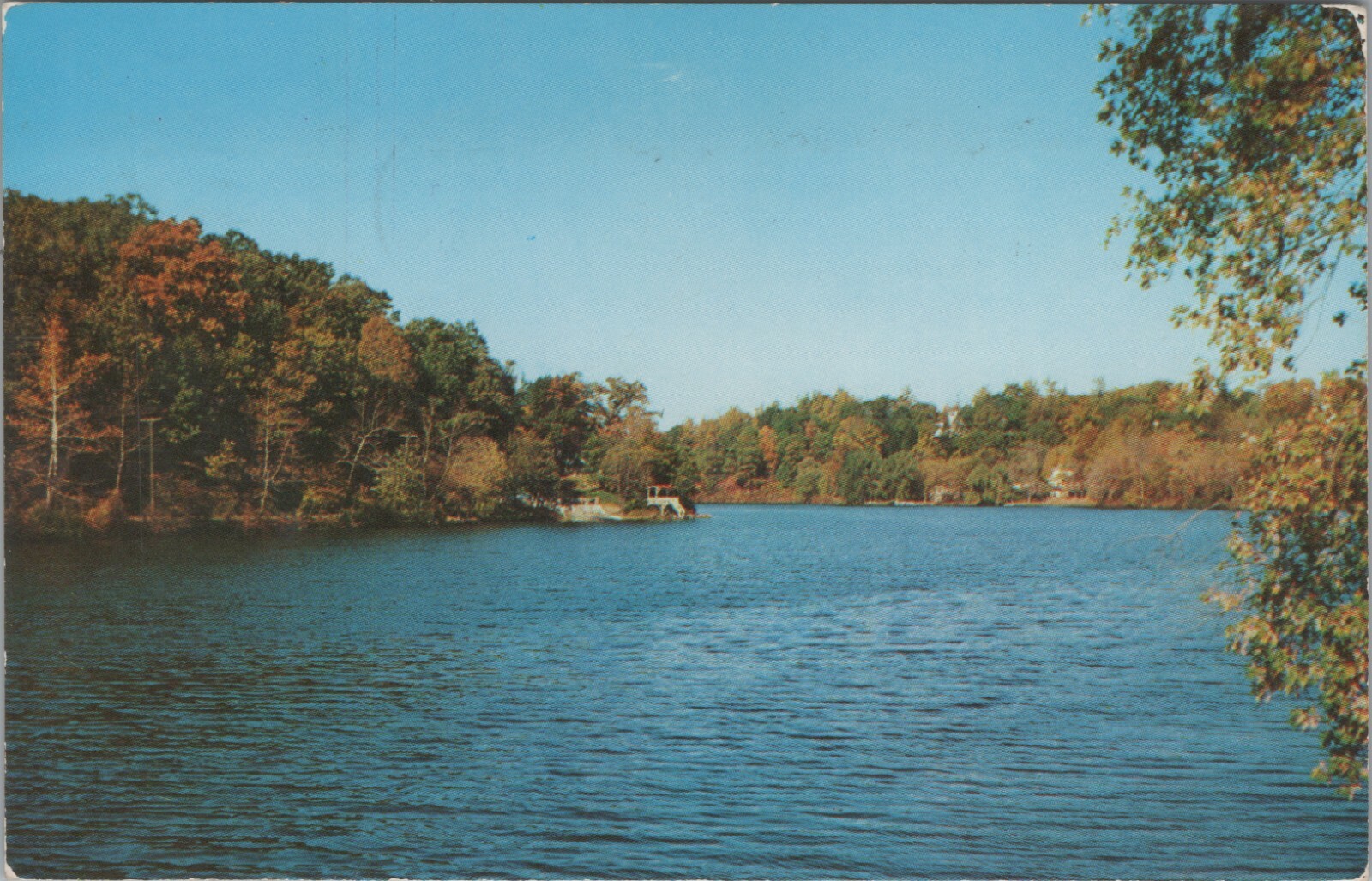 c1950s Pompton Lakes New Jersey lake view from Route 202 postcard E820