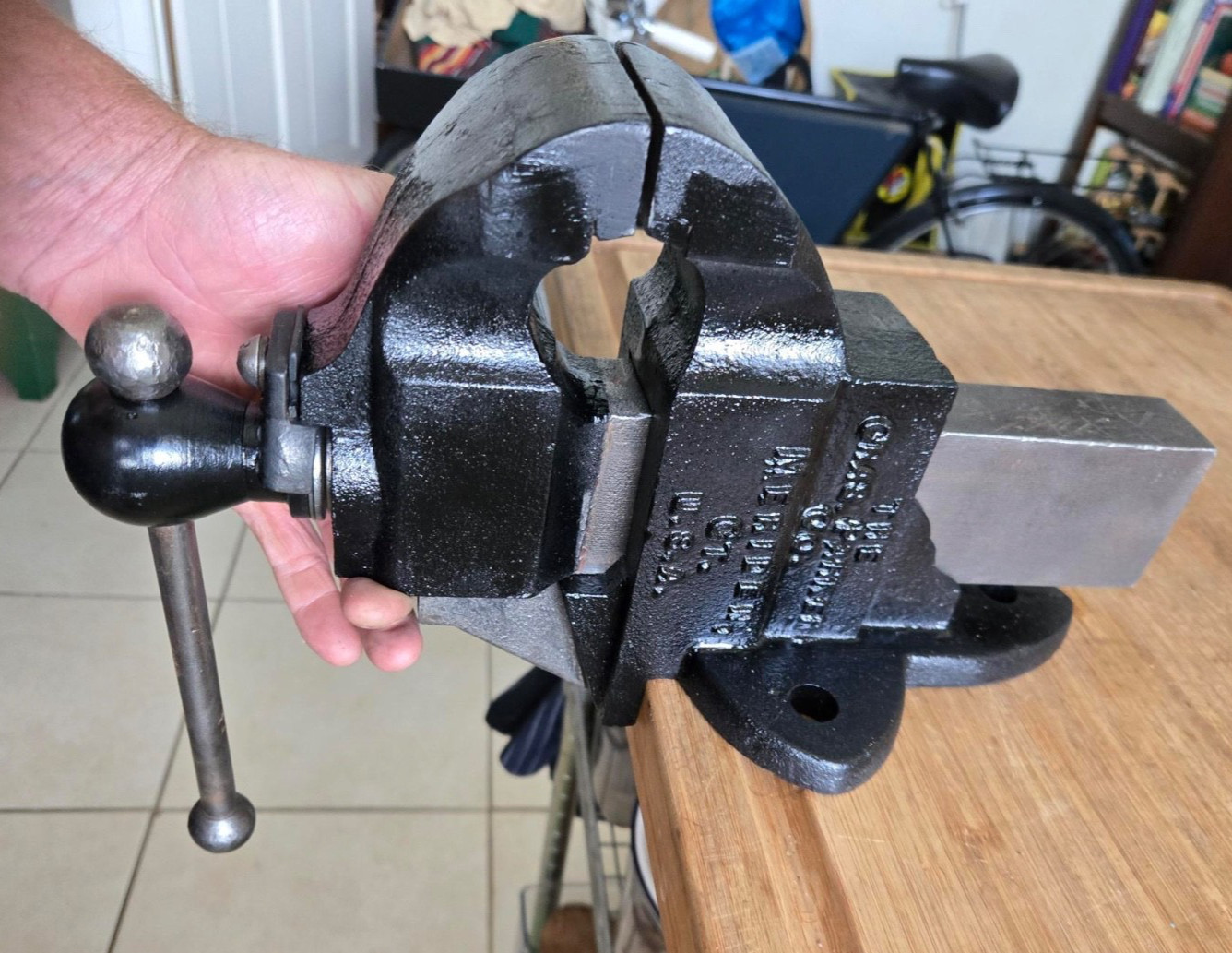 Vintage Parker Vice no.102  The Chas Parker Vise Co. Meriden CT USA