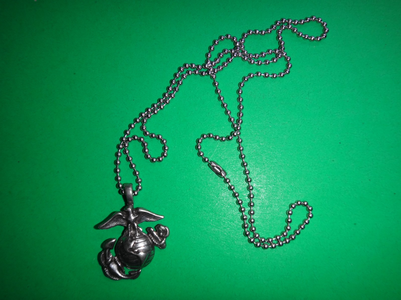 US Marine Necklace EGA Metal Insignia With Ball Chain
