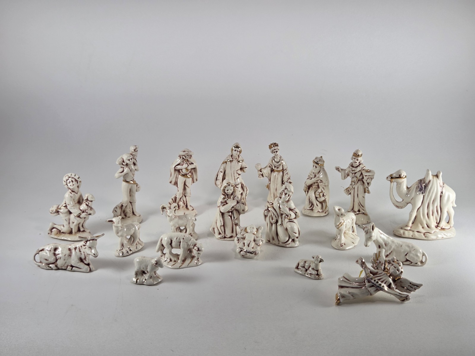 Nativity Set Ceramic 20 Piece Vintage Christmas Nativity Scene Cream & Gold