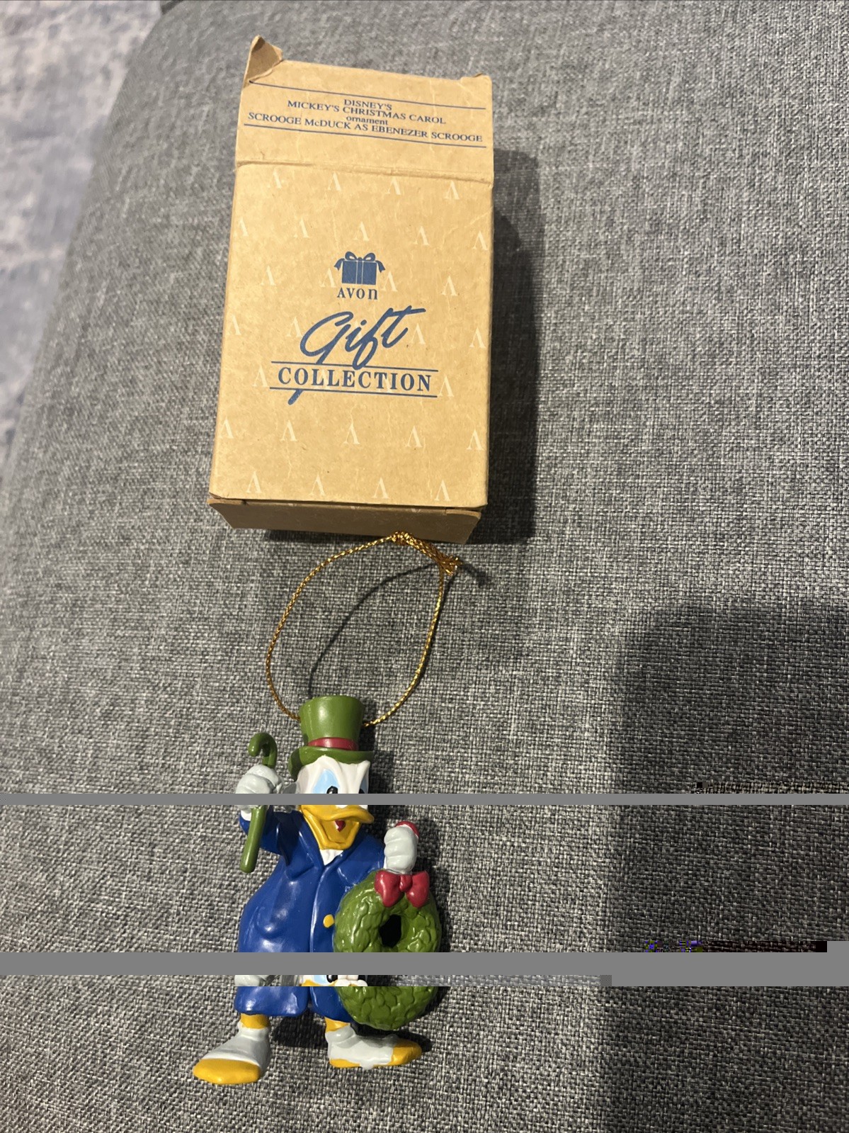 VINTAGE DISNEY\'S DONALD DUCK  AS SCROOGE ORNAMENT WITH BOX 