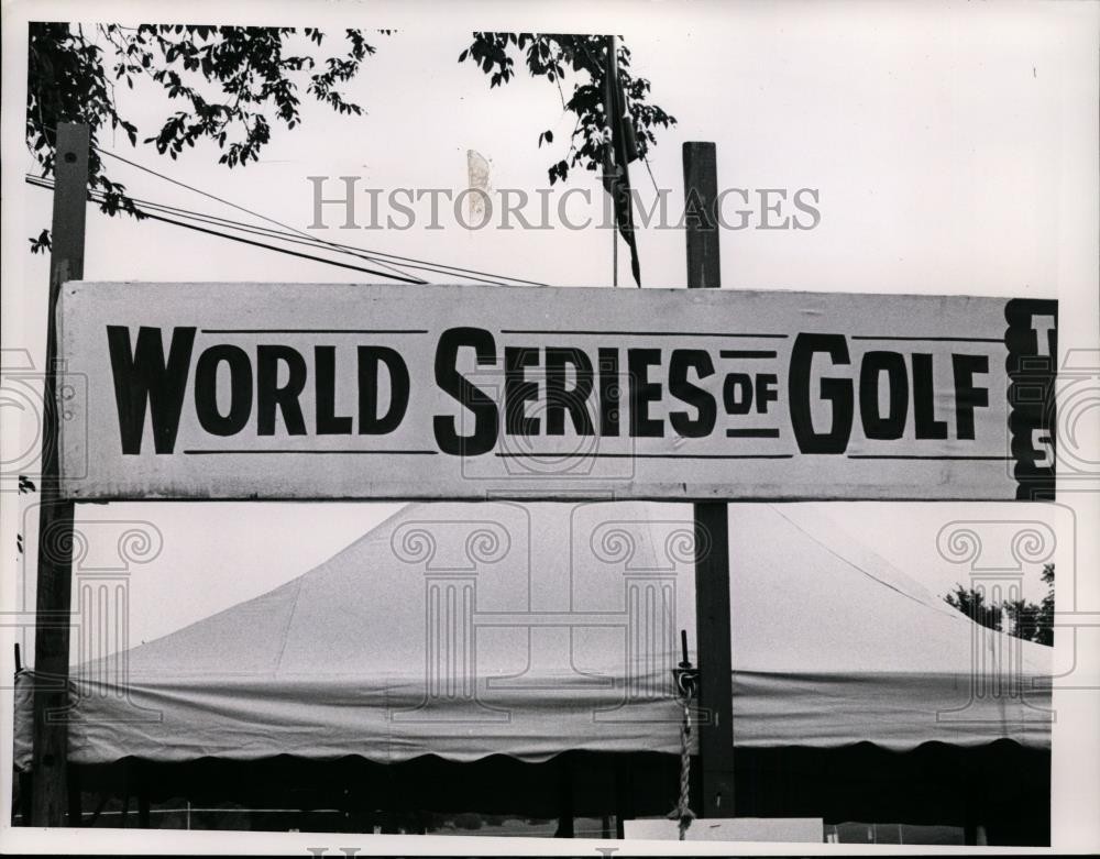 1963 Press Photo Banner for World Series of Golf tournament - net08004