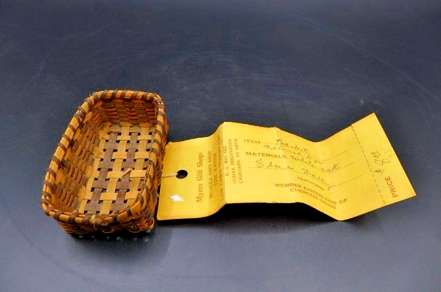 Fine Cherokee Miniature White Oak Tray Basket by Elsie Watty Black Walnut Dye