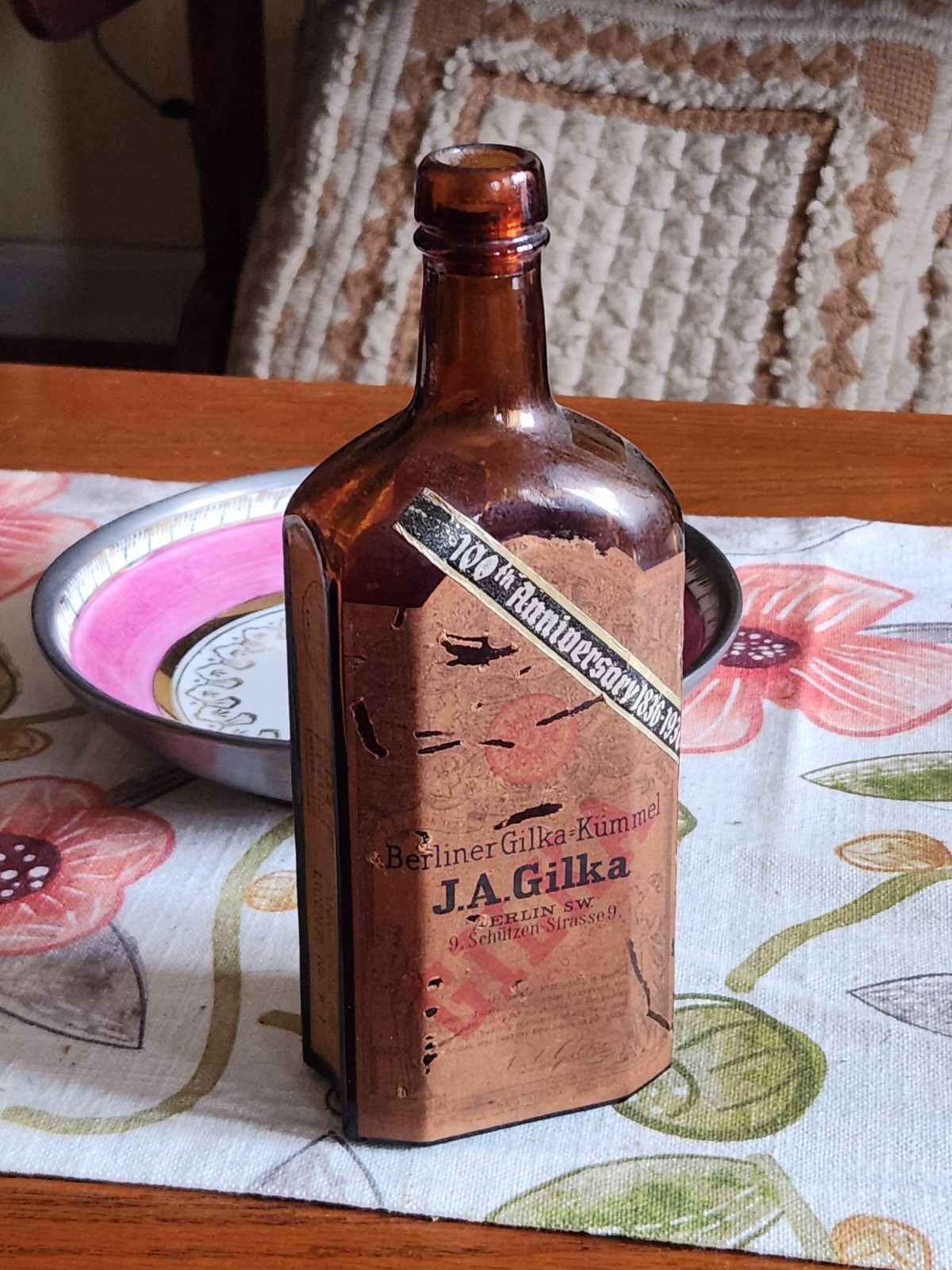 VTG J.A. GILKA BERLINER KUMMEL EMBOSSED AMBER LIQUOR BOTTLE BERLIN 30s
