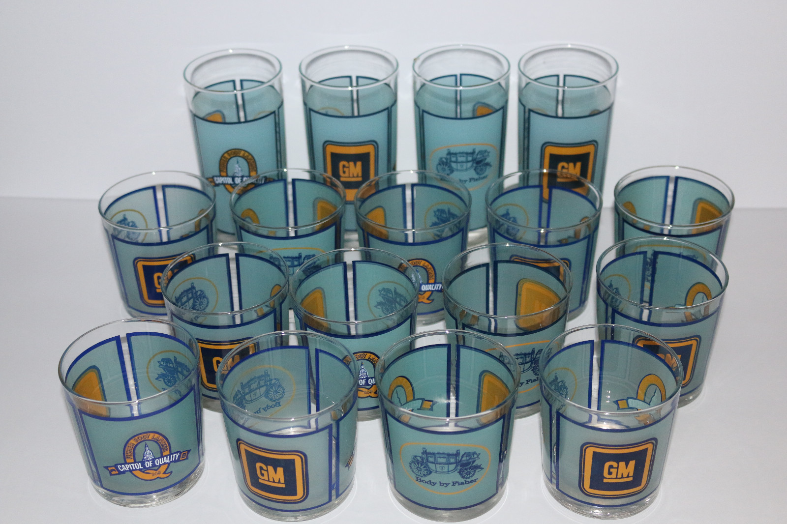 vintage GM General Motors car/auto employee issued (13) glass/tumbler set Fisher